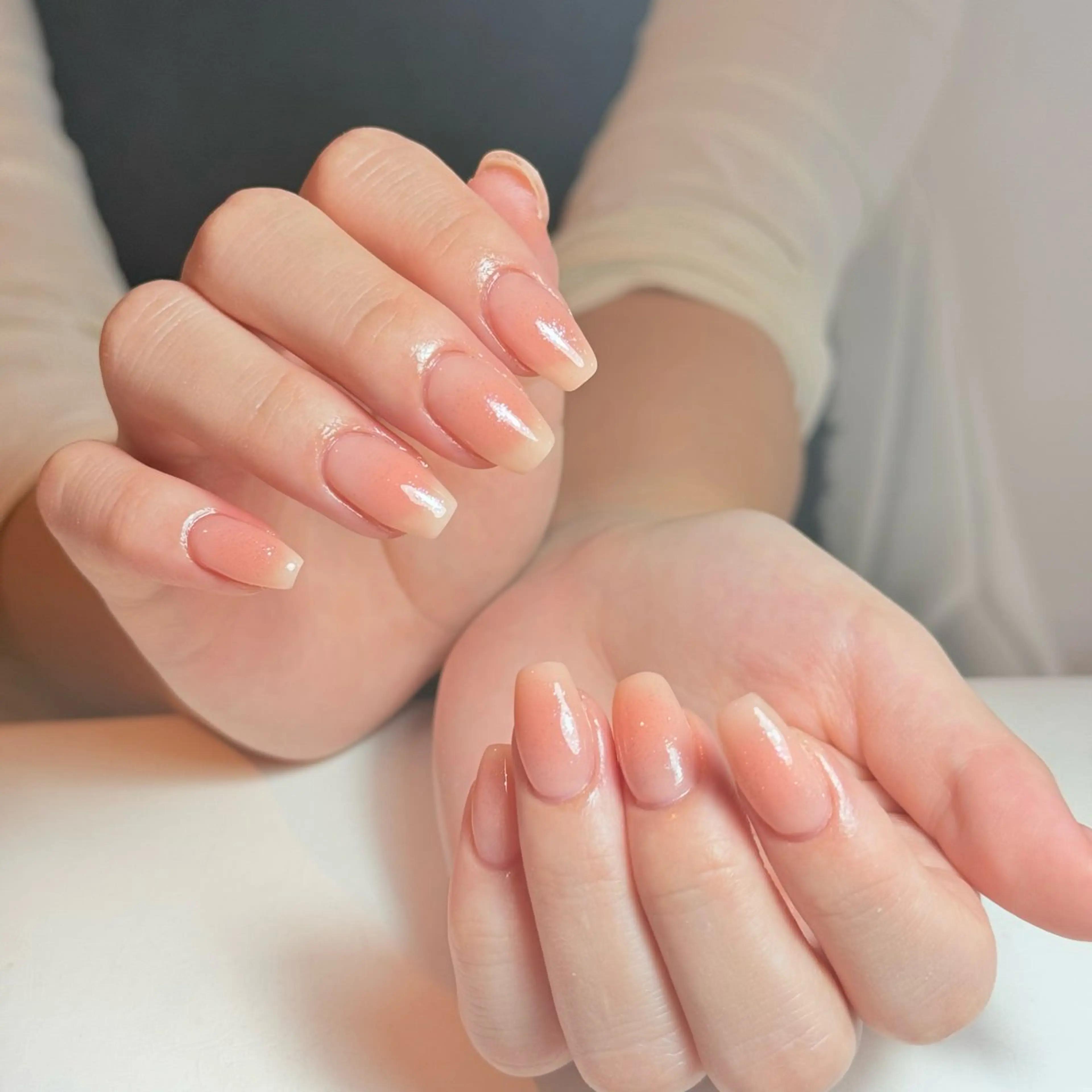 ネイル チークネイル フレンチネイル グラデーション キラキラネイル 韓国ネイル ハンドネイル Risa_ Nailのネイルデザイン