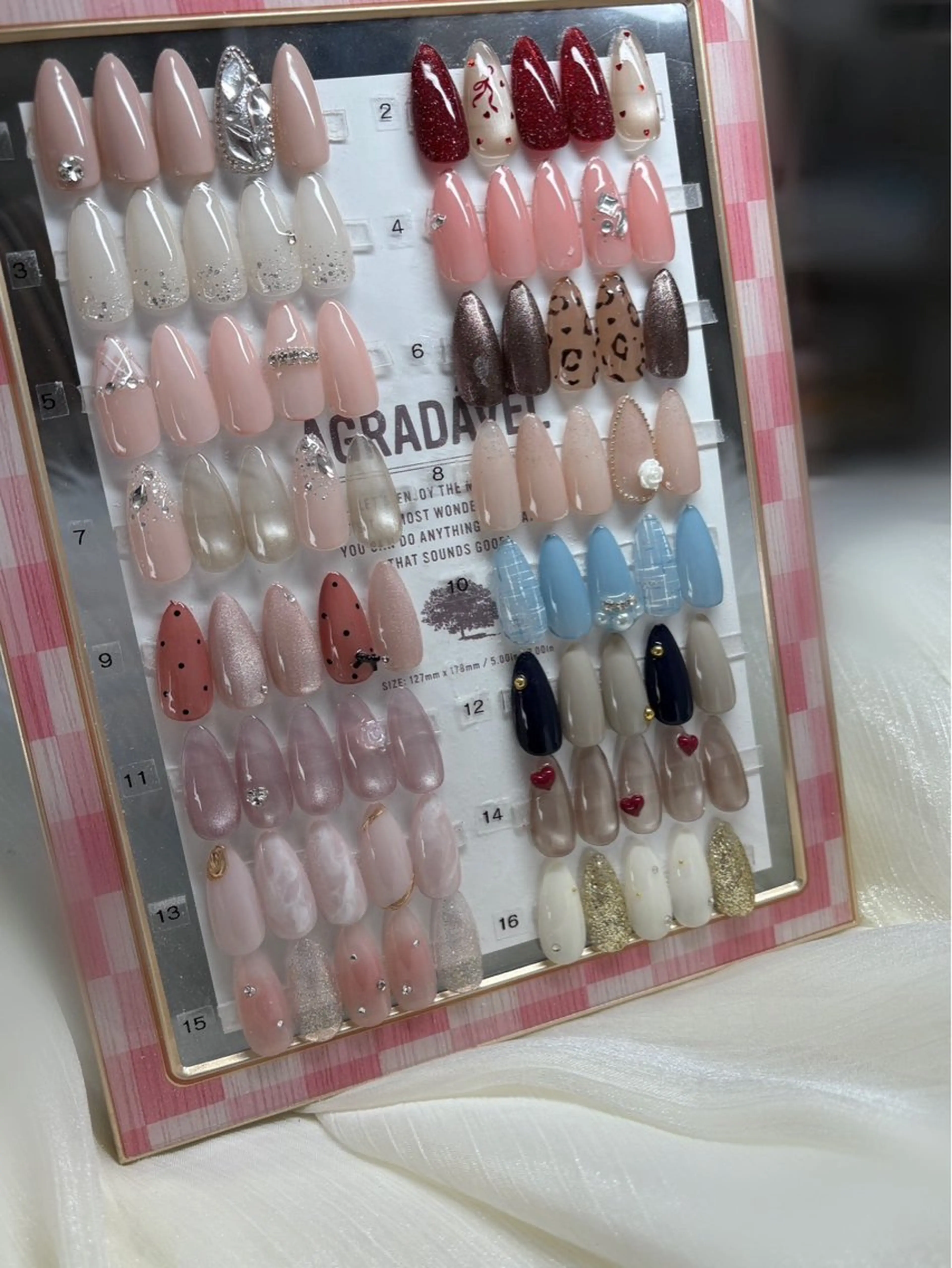 ネイル ハンドネイル mis uzuのネイルデザイン