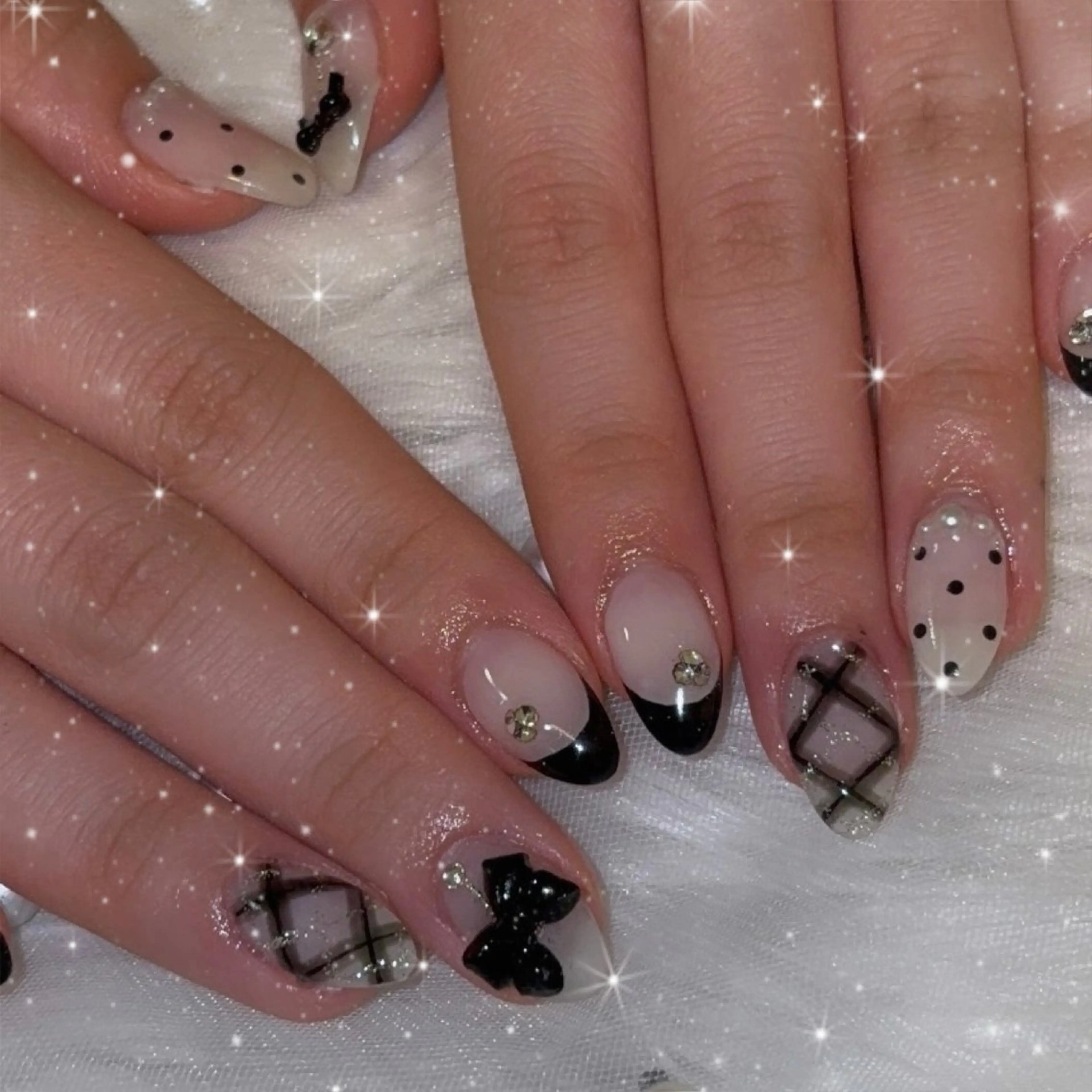 ネイル LUANA所属・LUANA ジュリのネイルデザイン