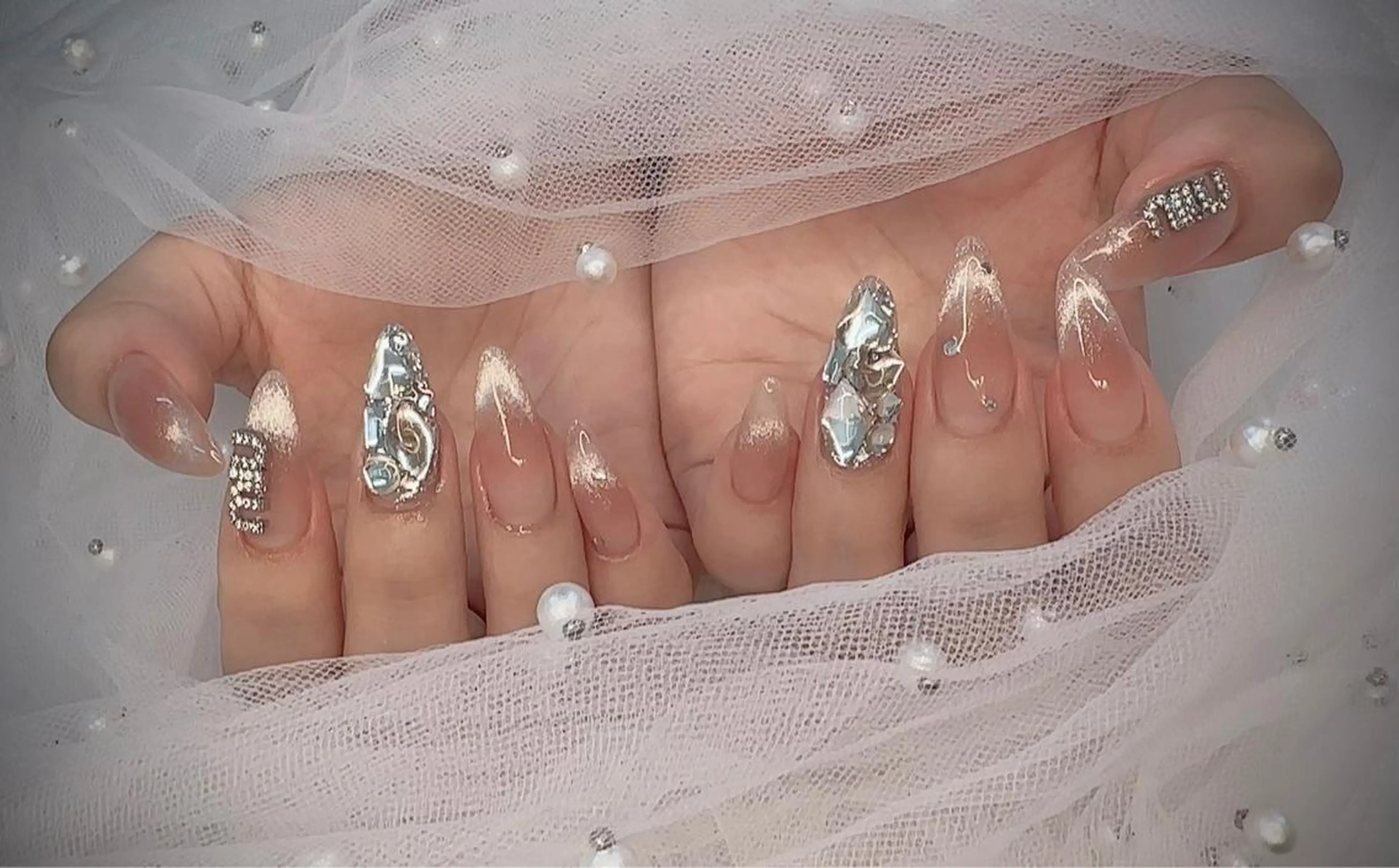 ネイル ハヤシ ミカのネイルデザイン