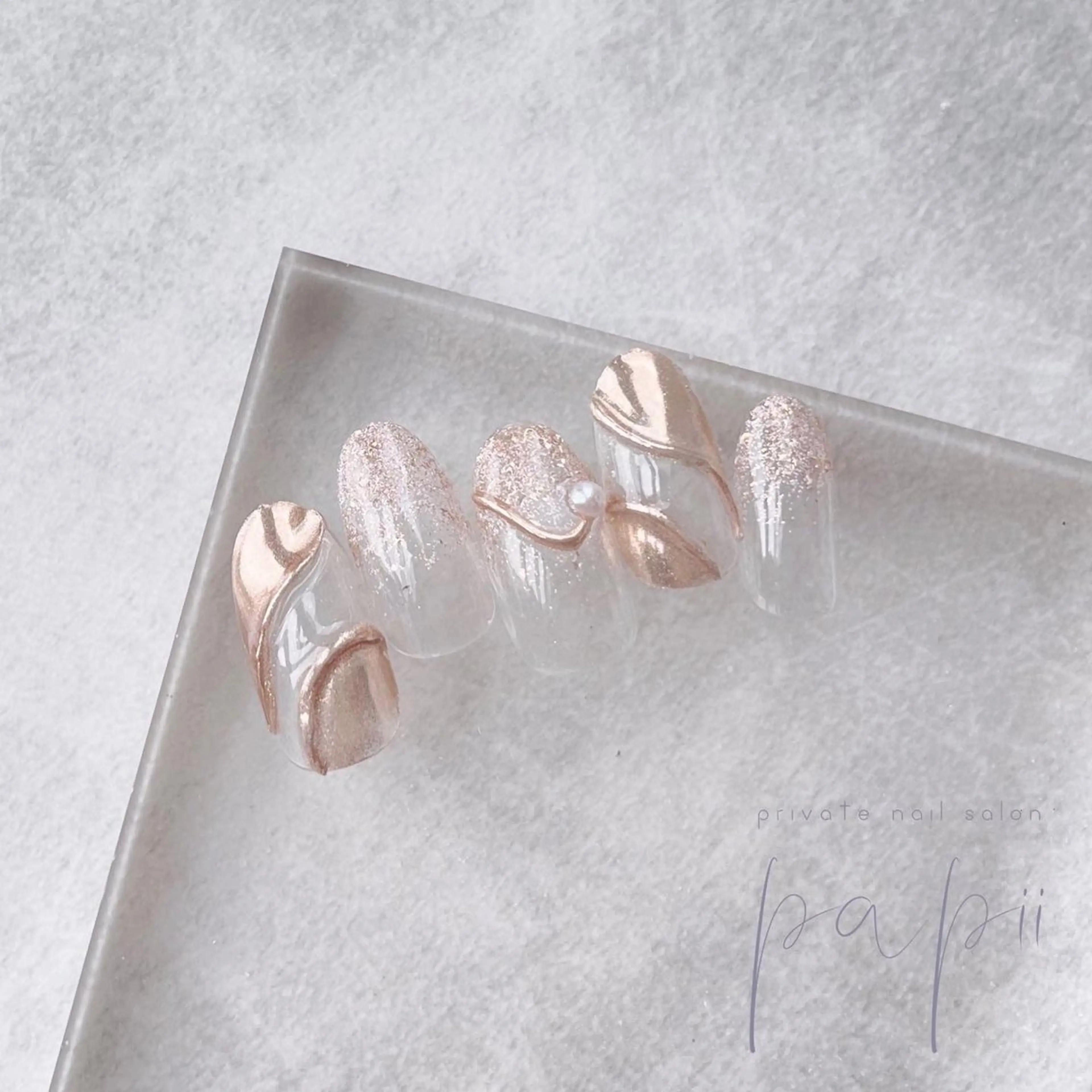 ネイル グラデーション ラメ(グリッター) ラメグラデーション ミラーネイル シンプルネイル ハンドネイル private nail salon papii所属・papii☆ kurodaのネイルデザイン