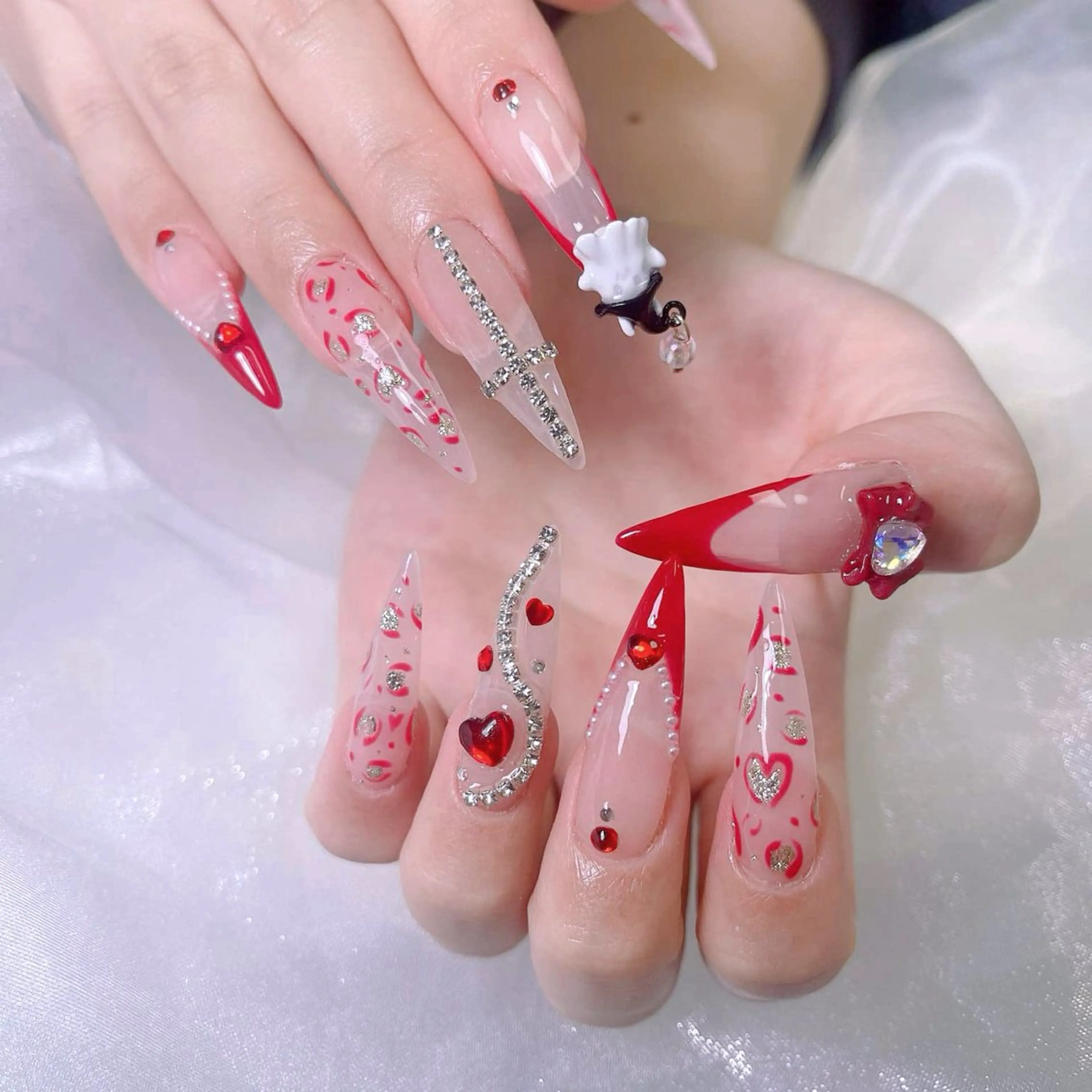 ネイル 成人式 ロングネイル マグネットネイル 大理石ネイル(マーブル) リボン ハンドネイル MoMoA Nail ネイル長さ出し専門店のネイルデザイン