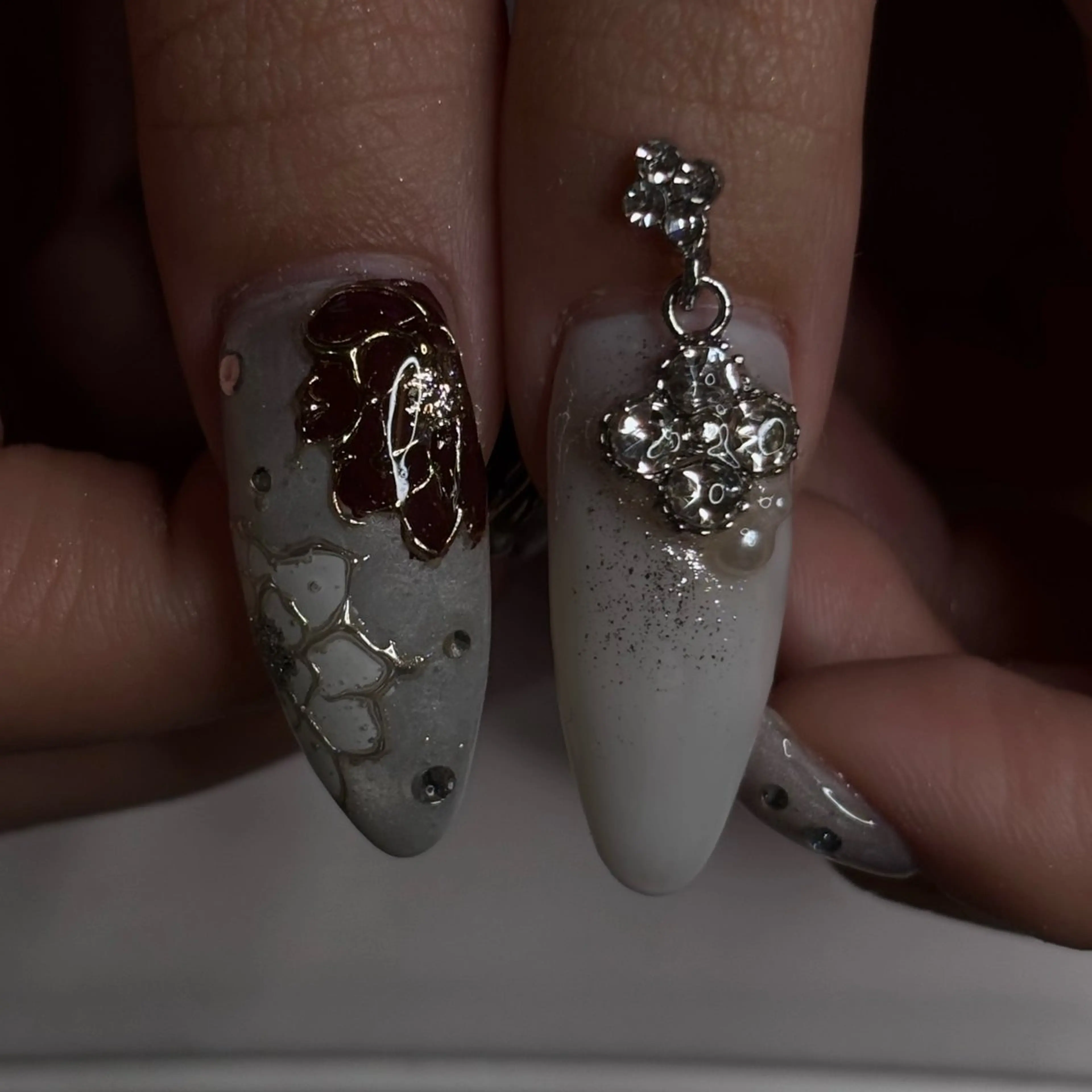 ネイル アートネイル 成人式 ハンドネイル mood mitsukiのネイルデザイン