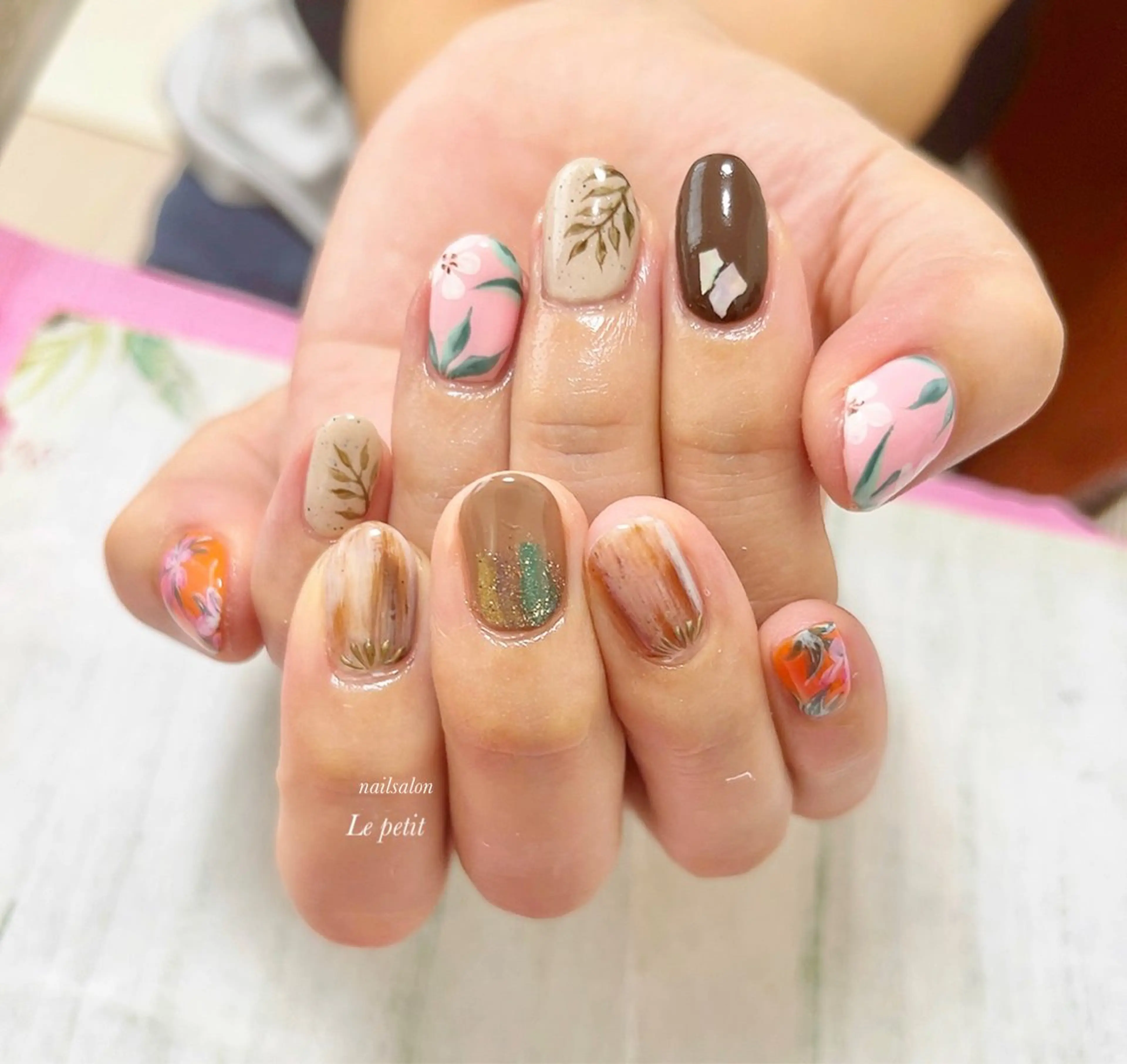 ネイル 石野 広佳のネイルデザイン