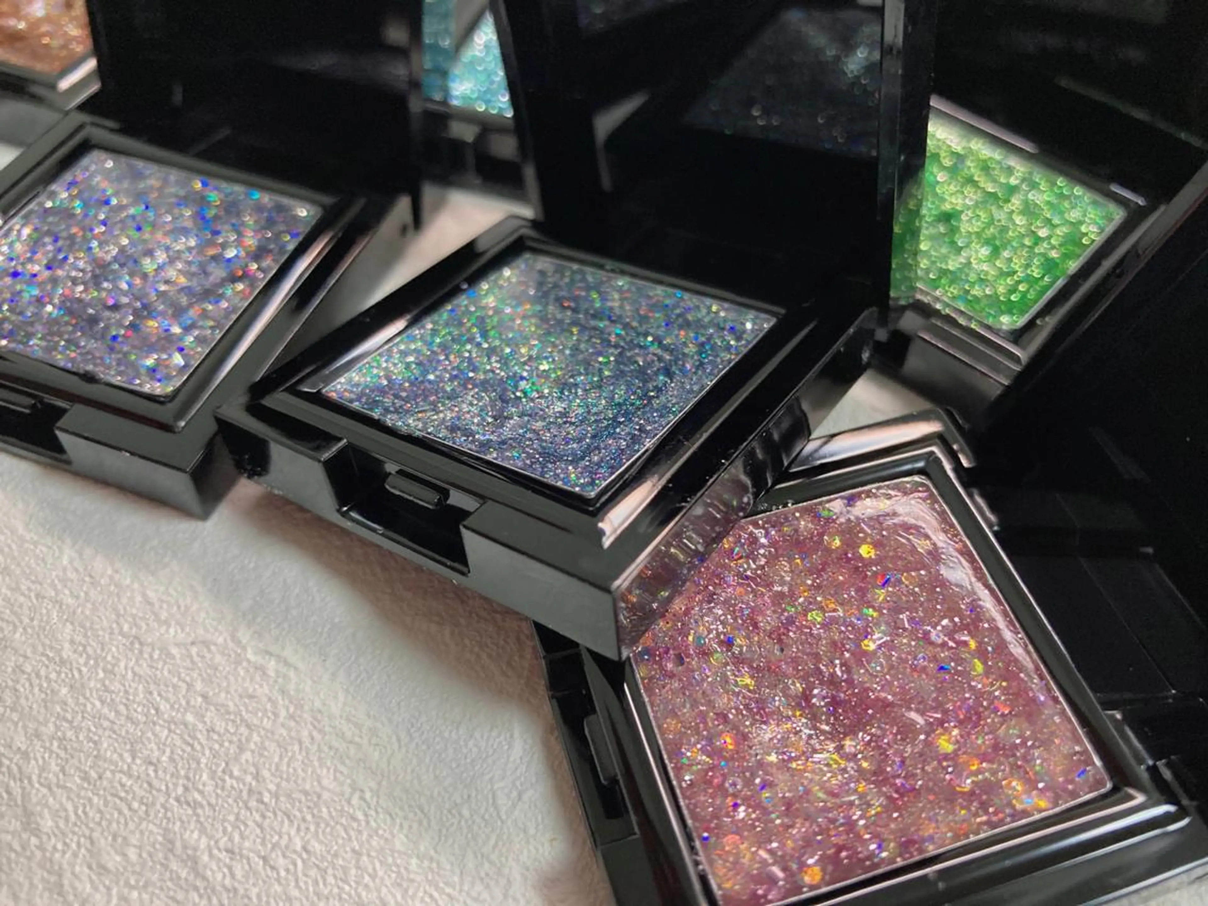 ハンドネイル 【モニター価格✨　34種類から選べるラメネイル・ワンカラーorグラデ/オフ有+800円✨】の写真