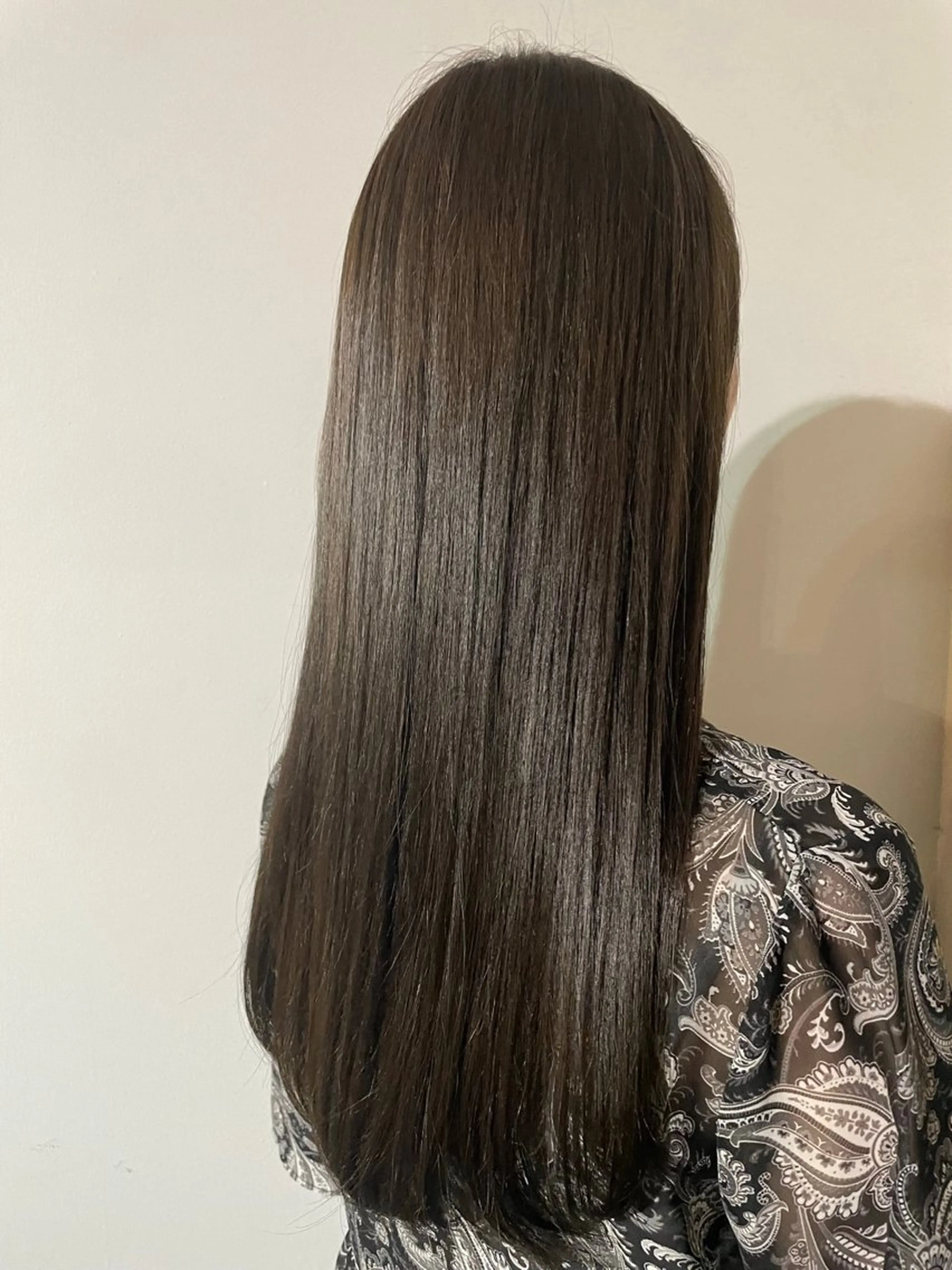 セミロング カラー ヘアアレンジ セミロングパーマ バレイヤージュ ブリーチ ケアブリーチ ダブルカラー トリートメント 🌜 Lulu 🌛 公式/大通のヘアスタイル