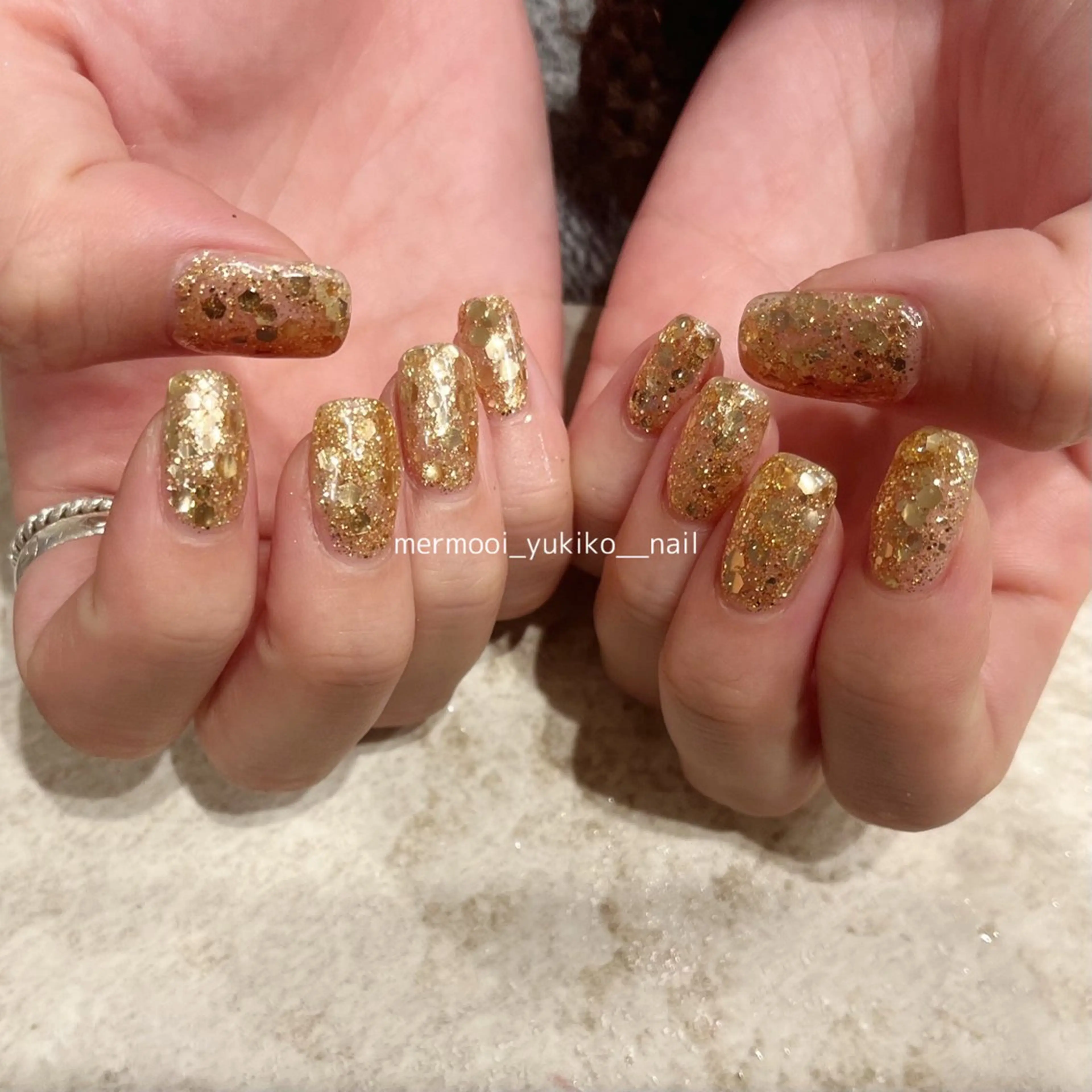 ネイル アートネイル ブラウン ジェルネイル ゴールド グラデーション ハンドネイル melu所属・melu yukikoのネイルデザイン