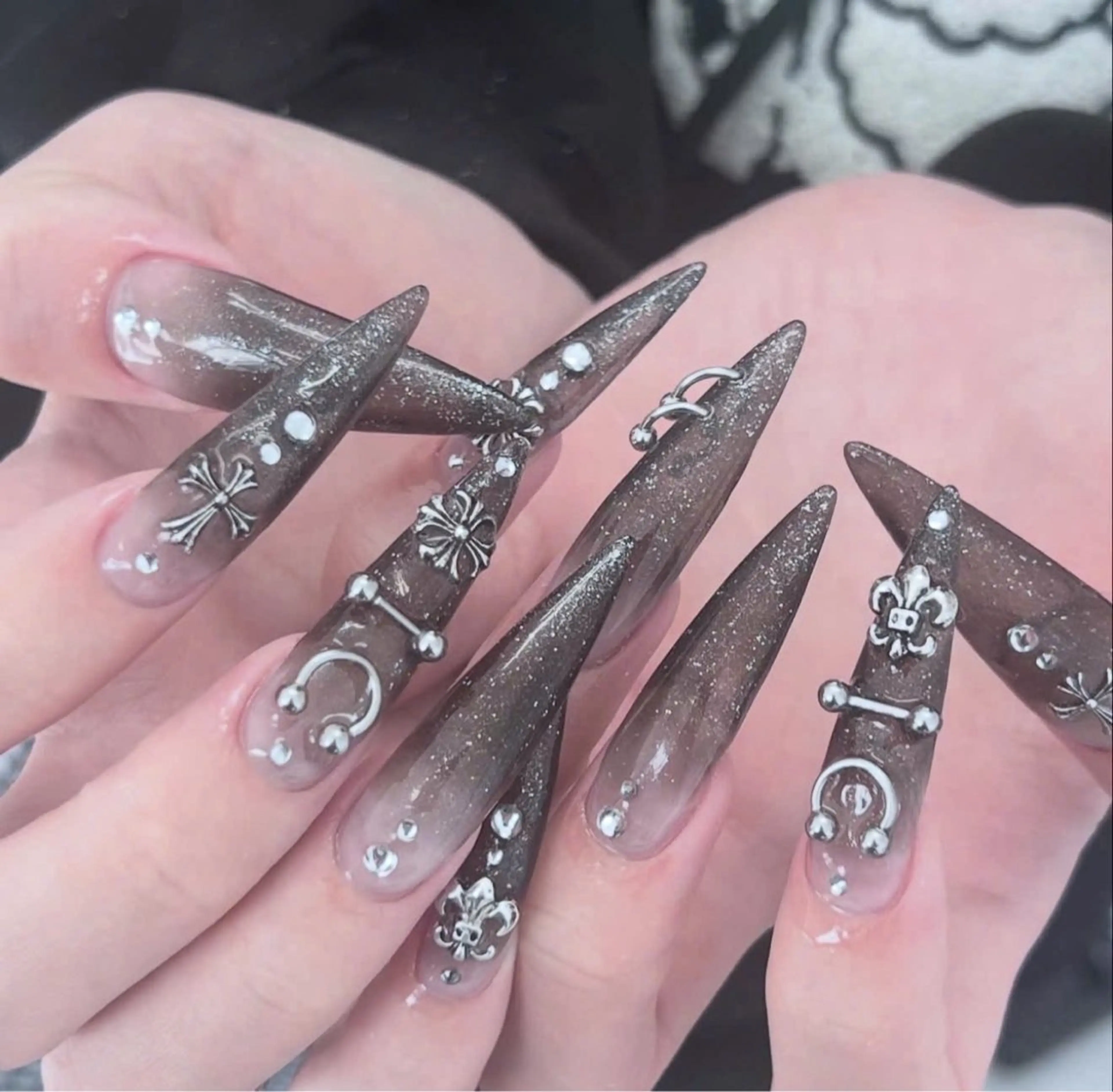 ネイル ハンドネイル Lyna 池袋のネイルデザイン