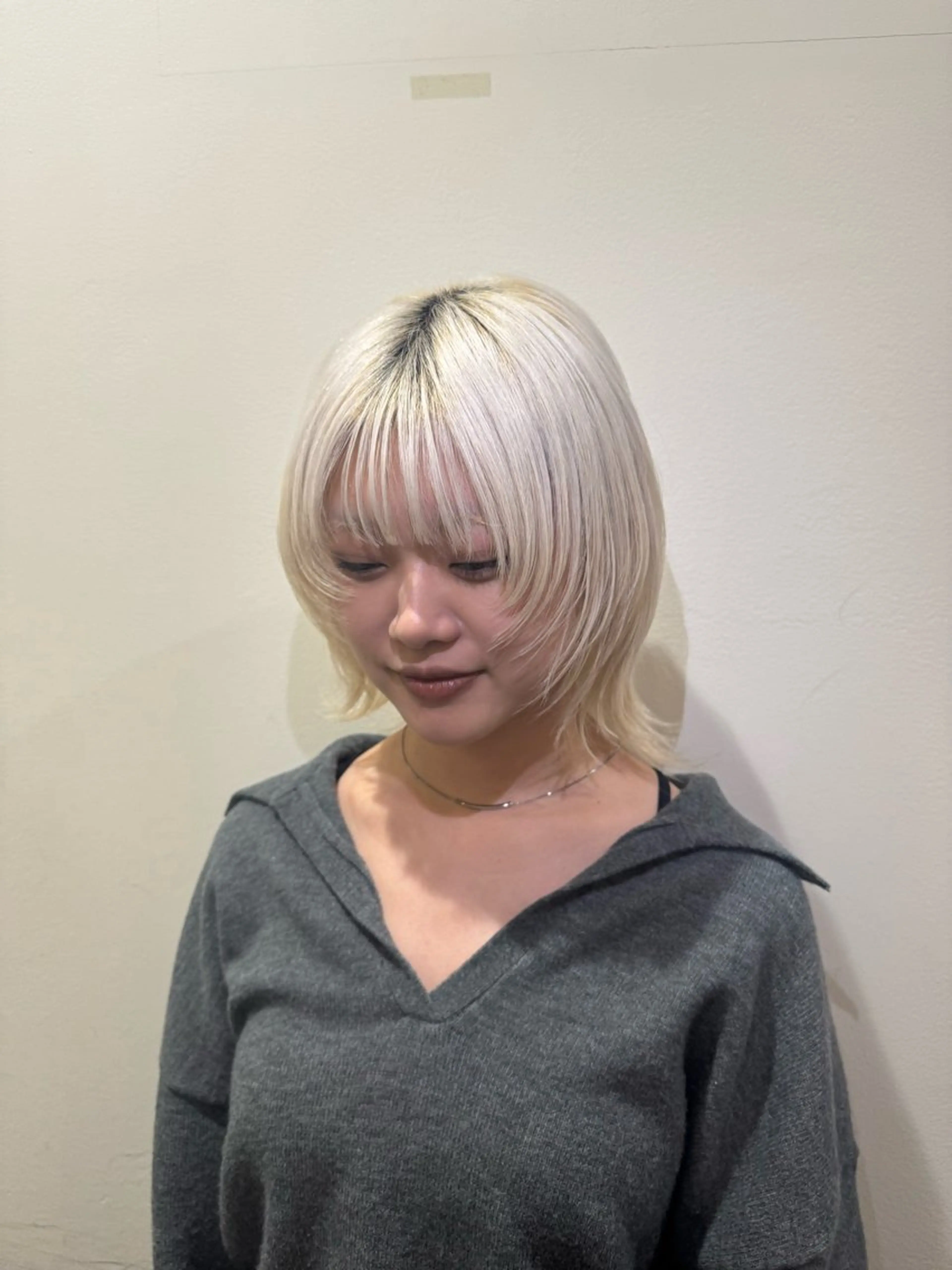 ミディアム 顔周りカット レイヤーカット ウルフカット 齋藤 結のヘアスタイル