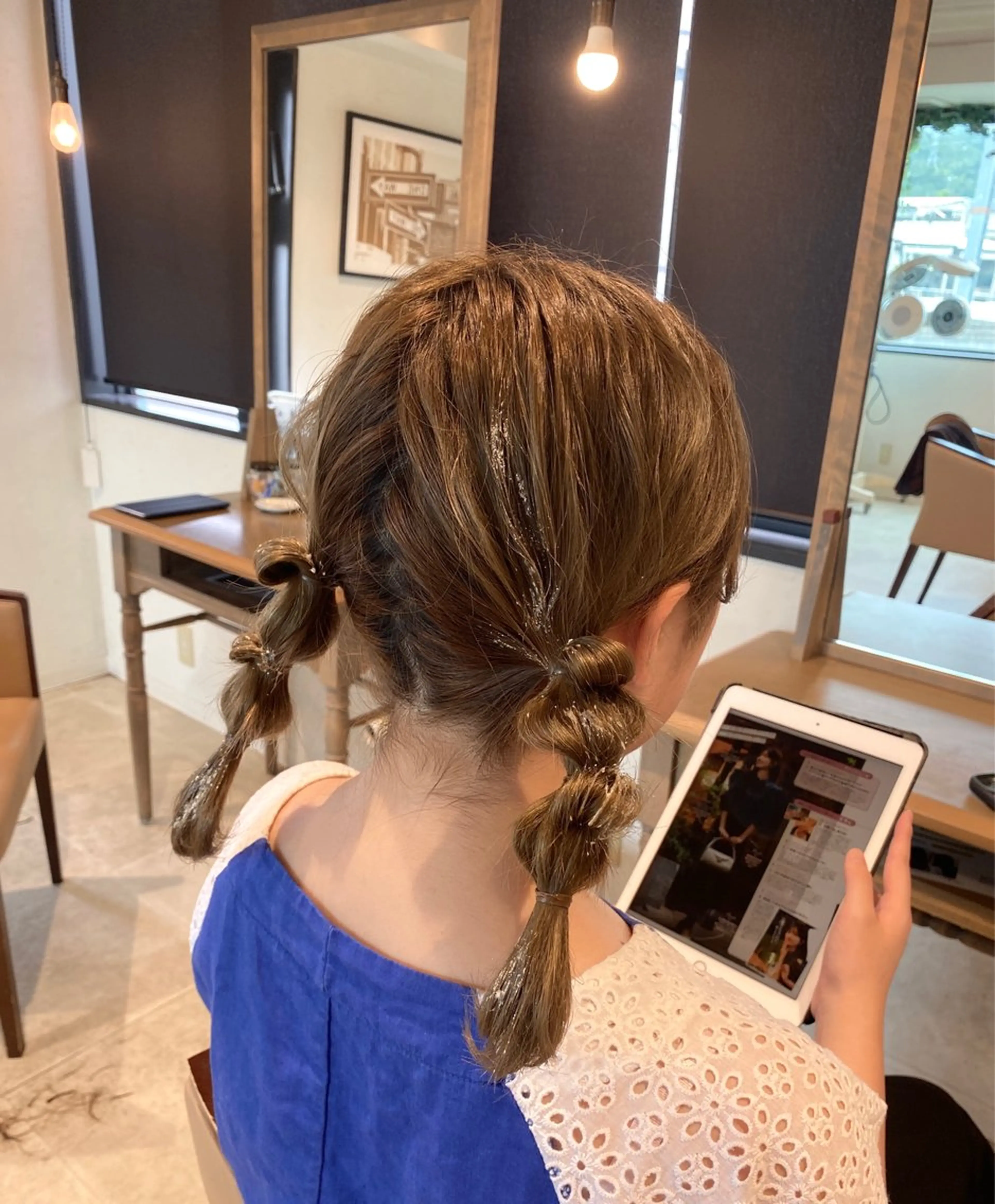 セミロング ツインテール ハイライト 髪質改善 ブリーチなしWカラー /酸性ストレート河本のヘアスタイル