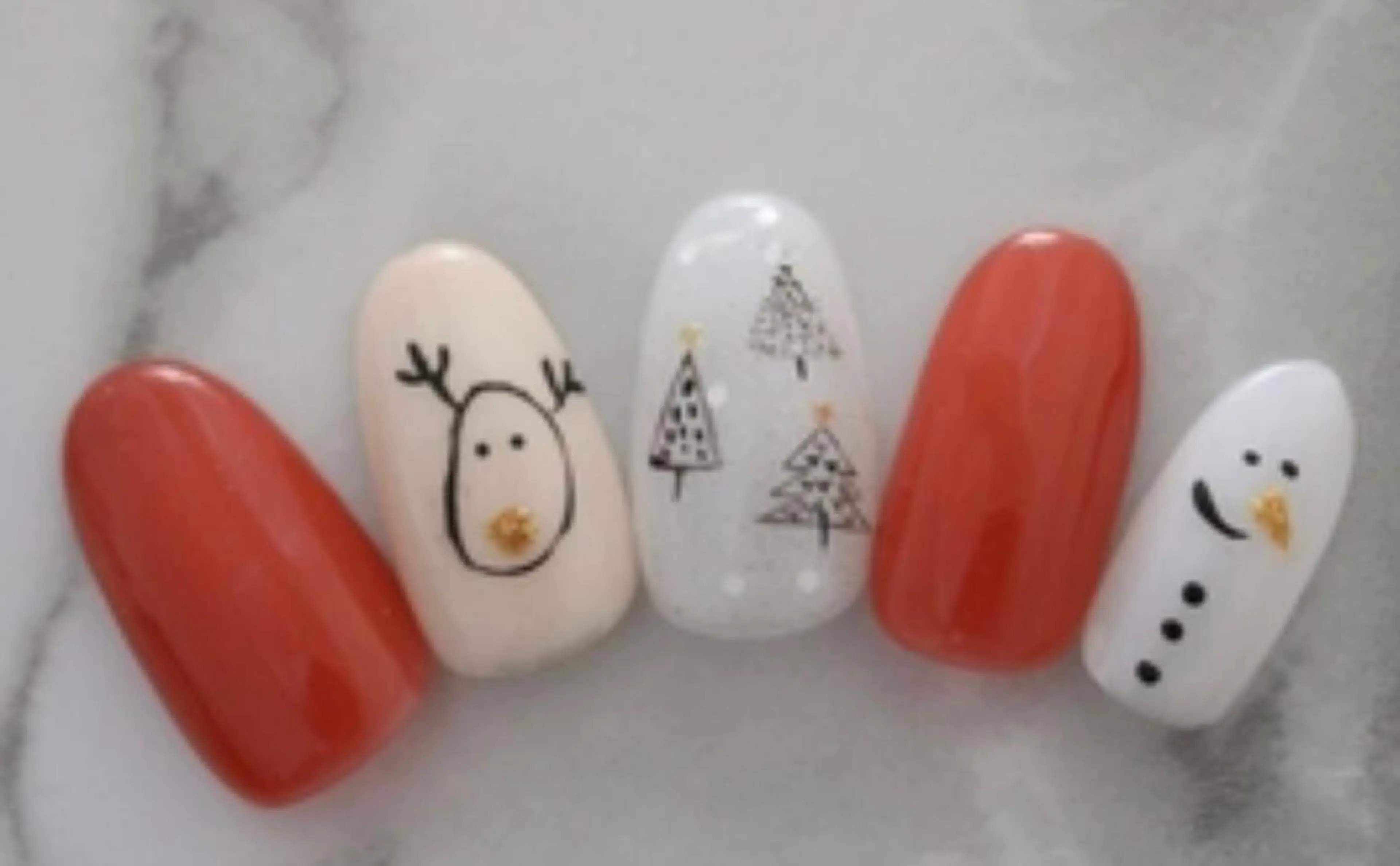 クリスマスネイルの写真