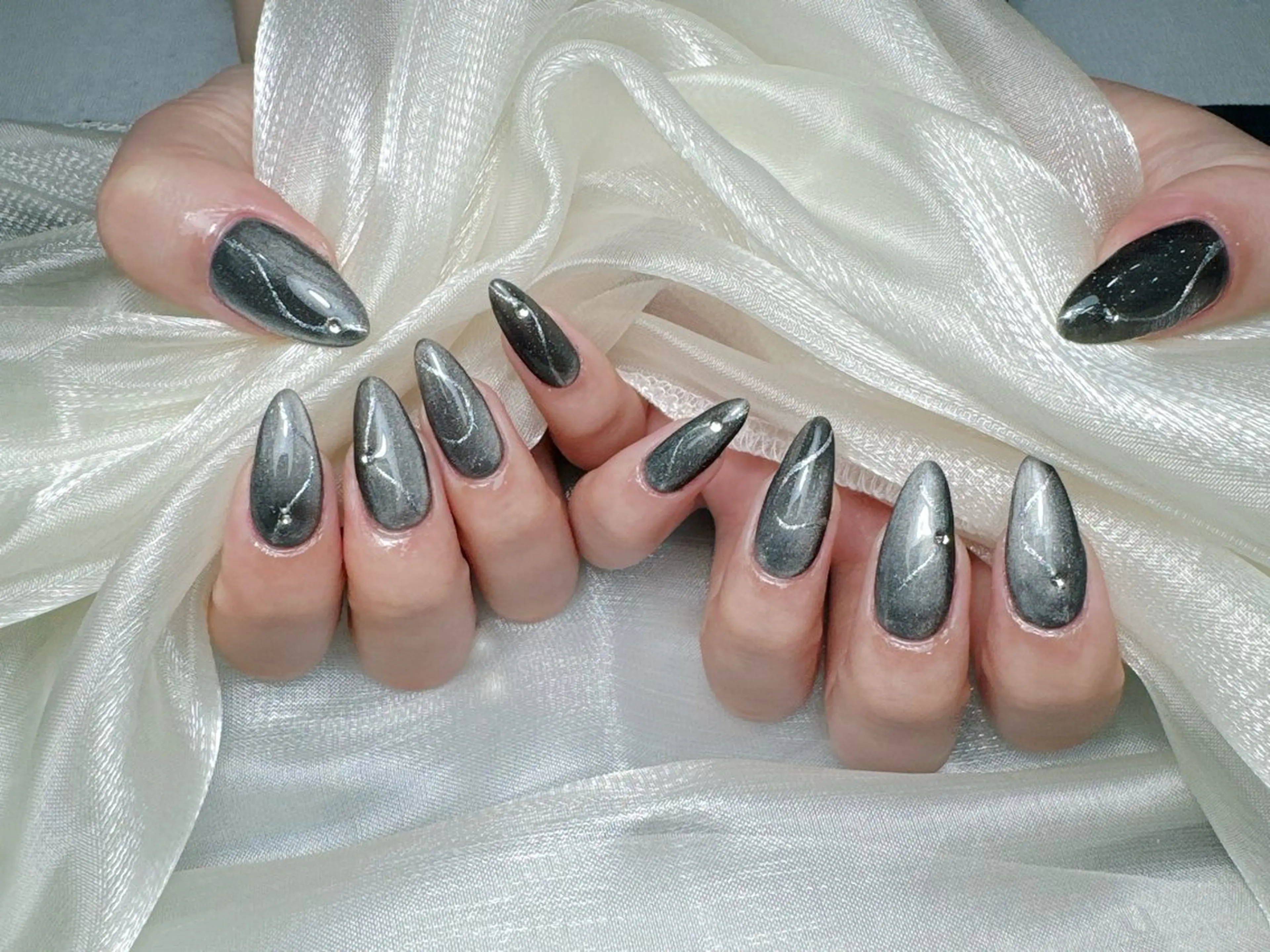 ネイル 長さ出し フレンチネイル ジェルネイル ガラスフレンチ 韓国ネイル HD Studioのネイルデザイン