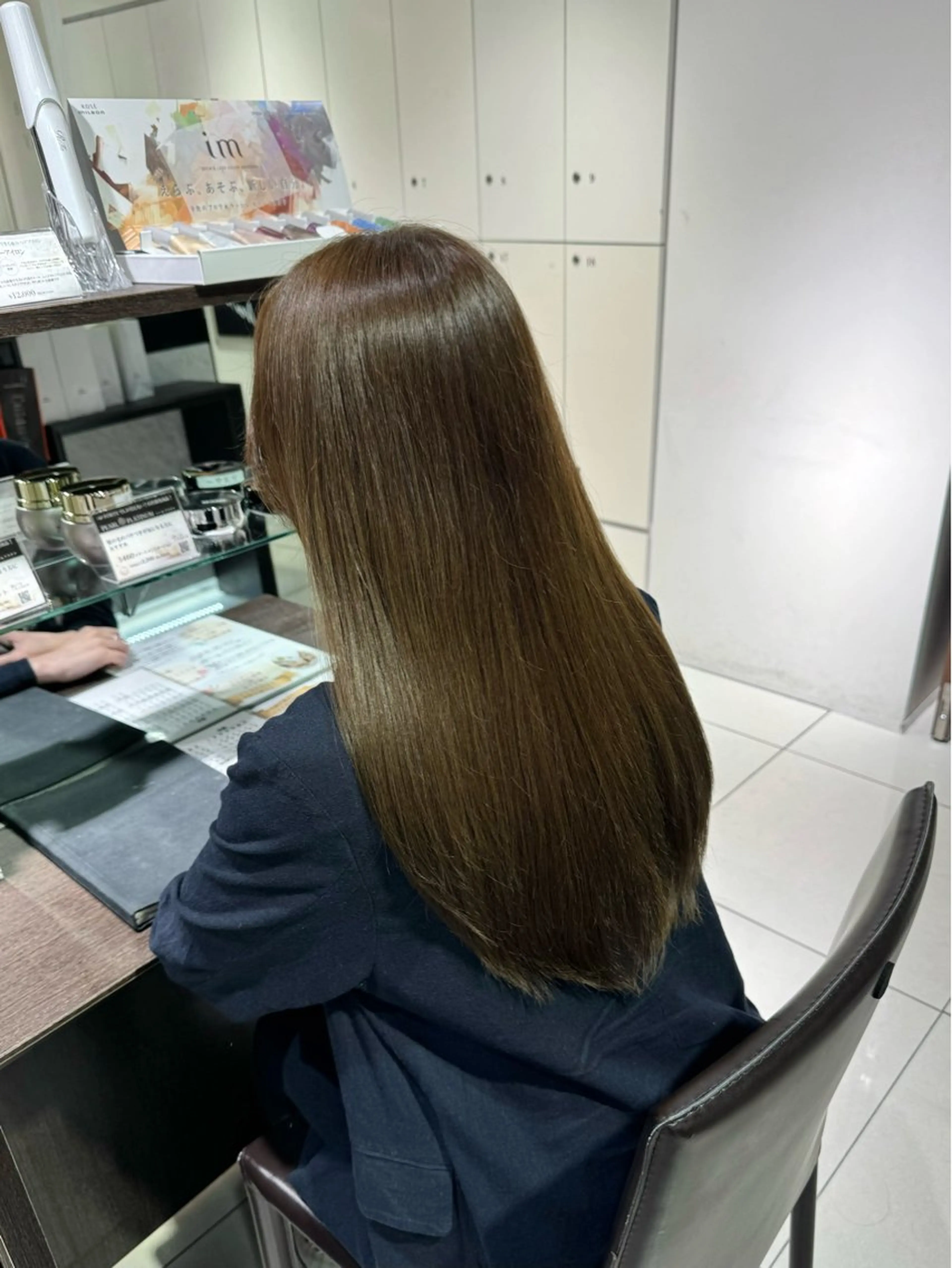 ロング トリートメント ☘️透明感オリーブ/ 縮毛矯正ナミ☘️のヘアスタイル