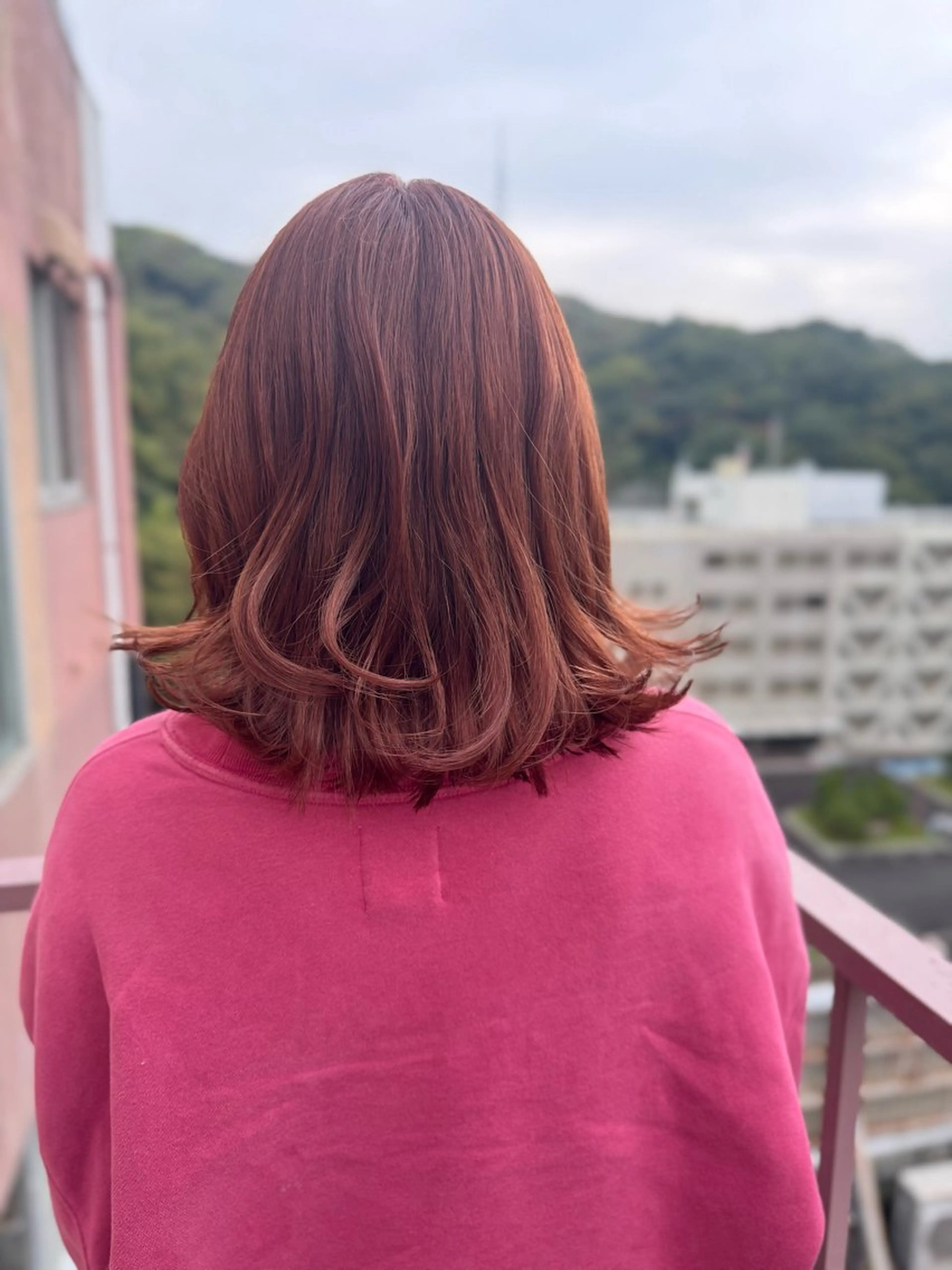 ミディアム カラー オレンジ カット ヘアカラー トリートメント Viage （ビアージュ）のヘアスタイル