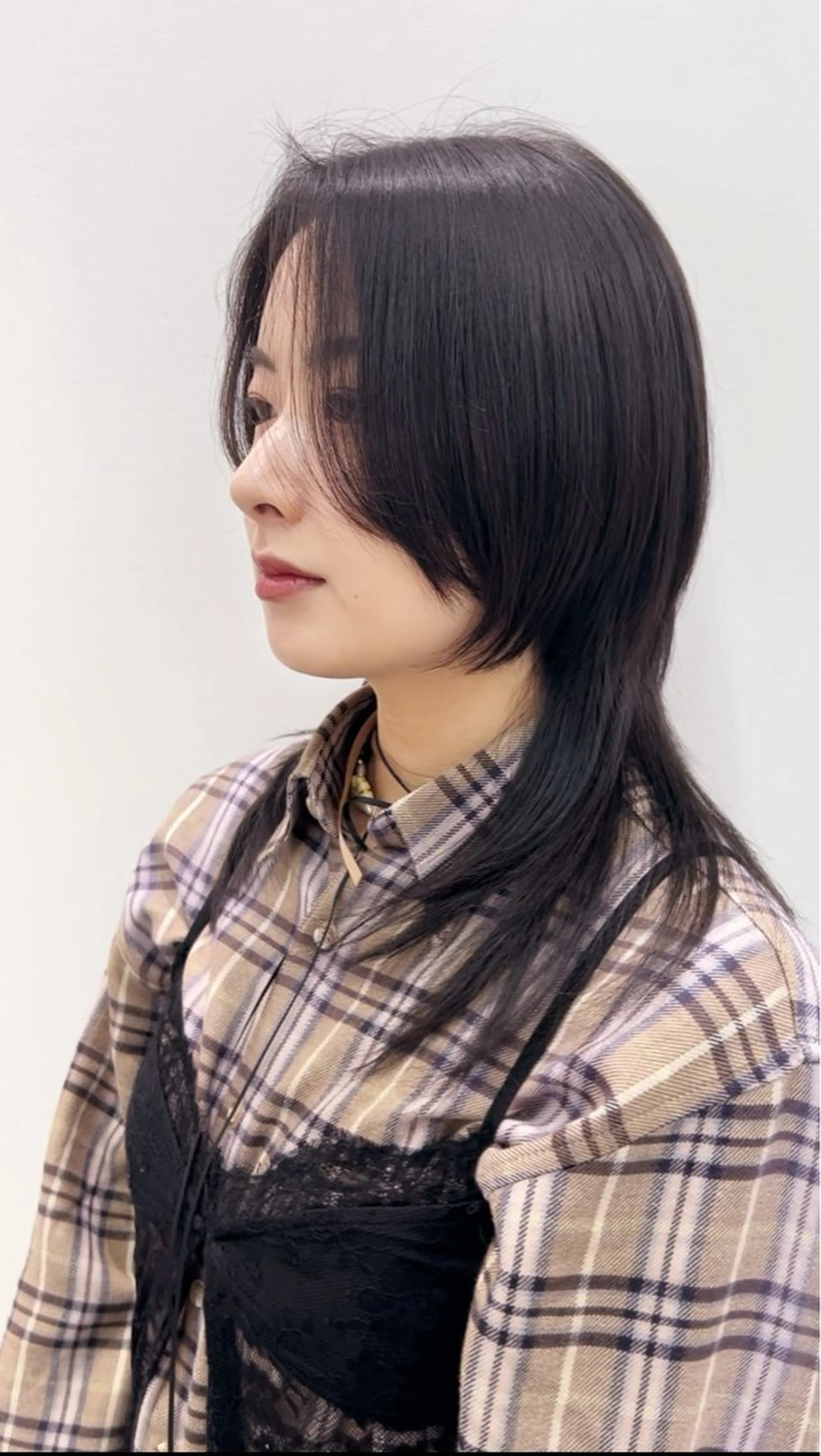 セミロング カット 韓国風レイヤーカット ✨平野志織のヘアスタイル