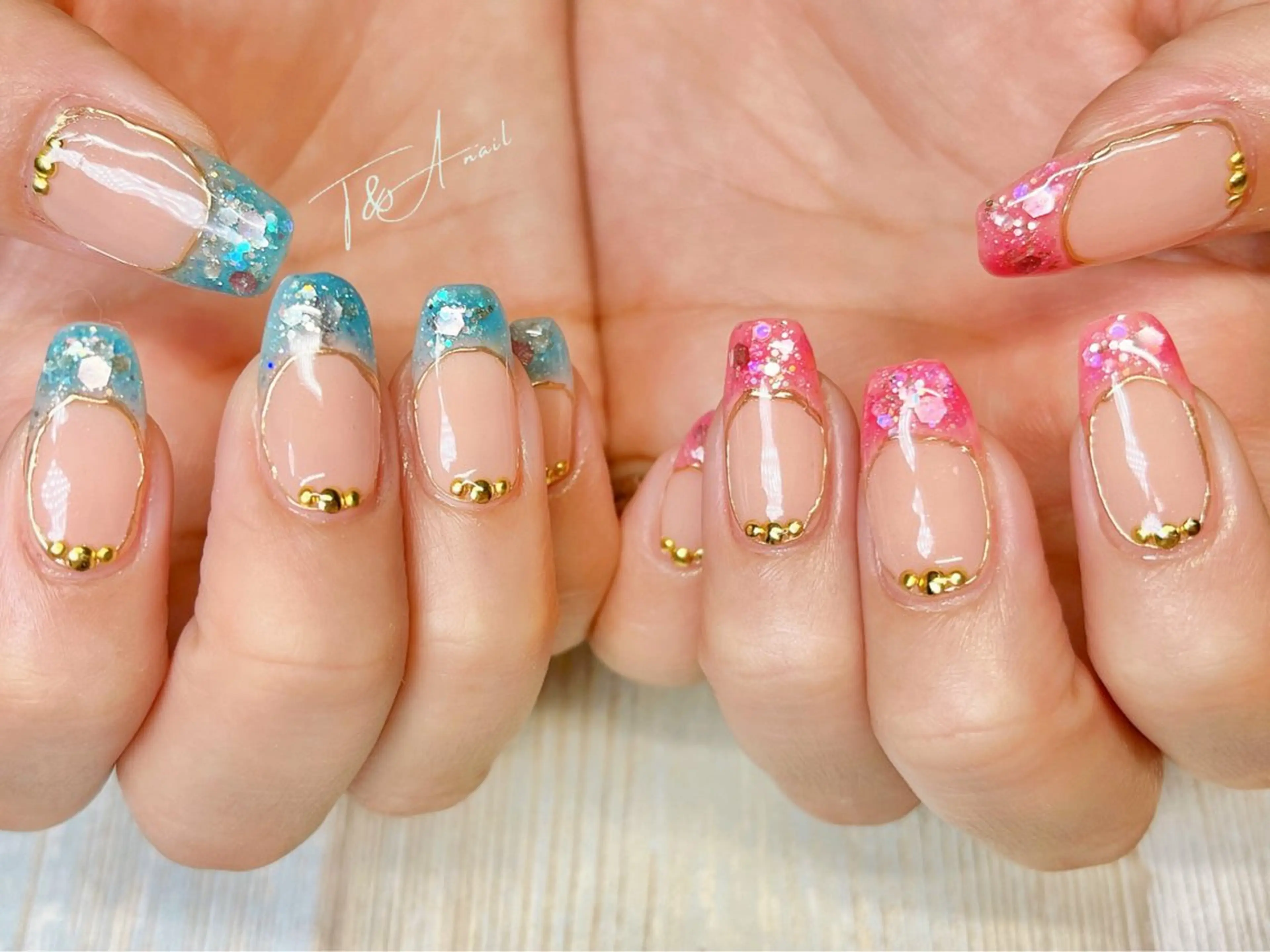 ネイル ブルー 長さ出し フレンチネイル ジェルネイル キラキラネイル ハンドネイル T&A nailのネイルデザイン
