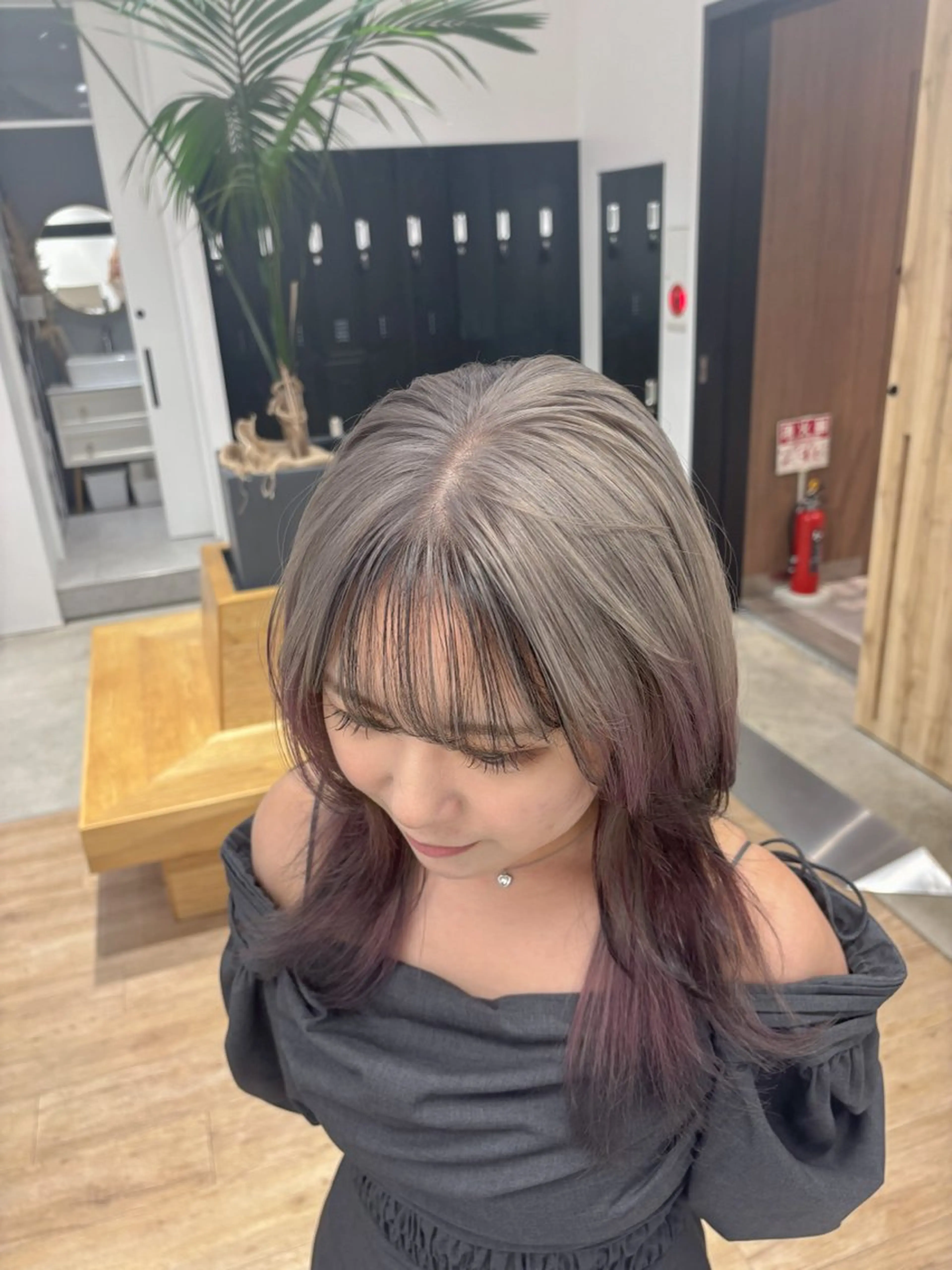 ミディアム カラー ヘアカラー 須藤 萌のヘアスタイル