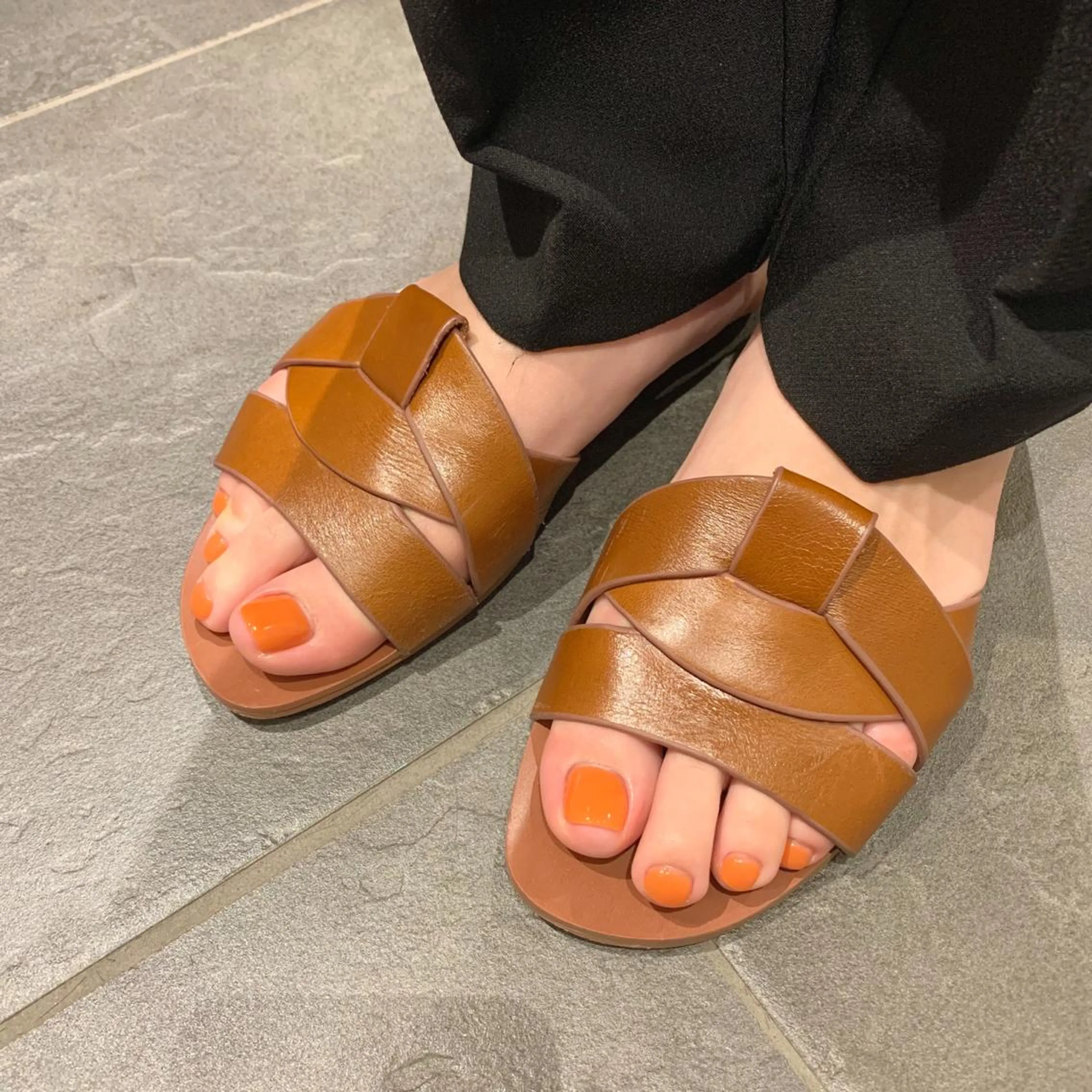 ネイル フットネイル ジェルネイル ワンカラーネイル パラジェル フットネイル 鈴木 里奈のネイルデザイン