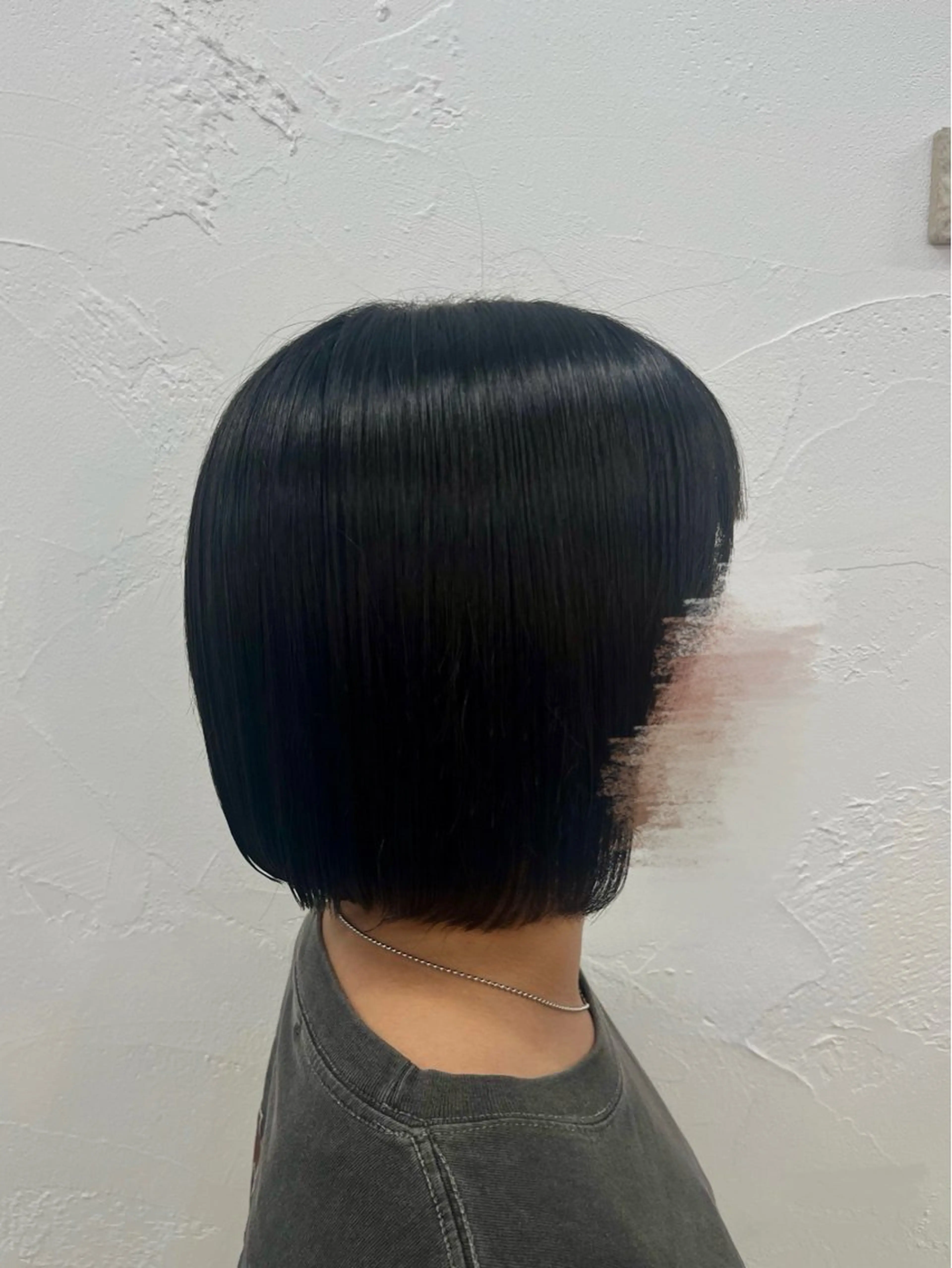 ショート カット 縮毛矯正 トリートメント YUZUKI/艶カラ ー/丸みショートのヘアスタイル