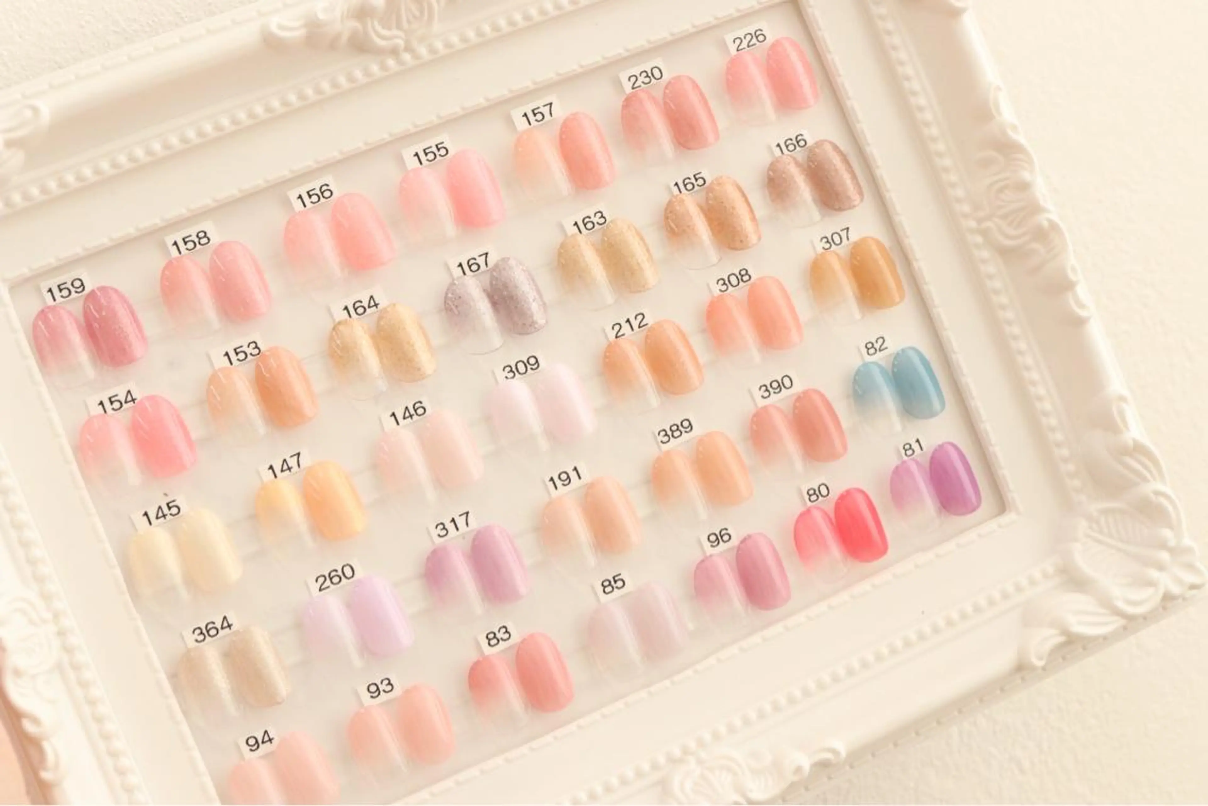 【ジェルオフなし】ミニモ限定ワンカラーorグラデーションジェル♪600色からお選び頂けますの写真