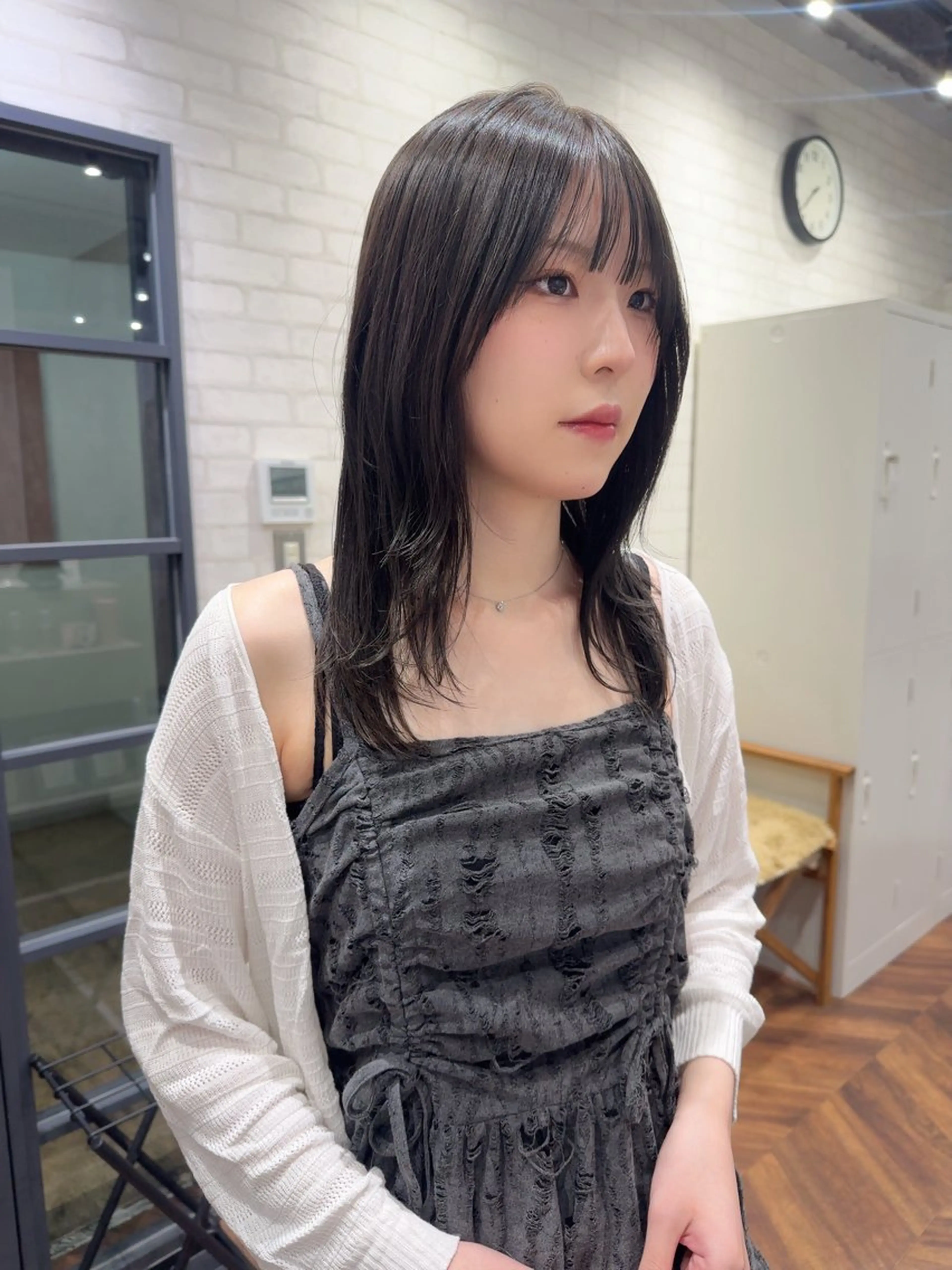 ミディアム カラー ダークグレー ダークグレージュ グレージュ ハッシュカット レイヤーカット カット ヘアカラー レイヤー/ボブ/ 顔周り/yukinaのヘアスタイル