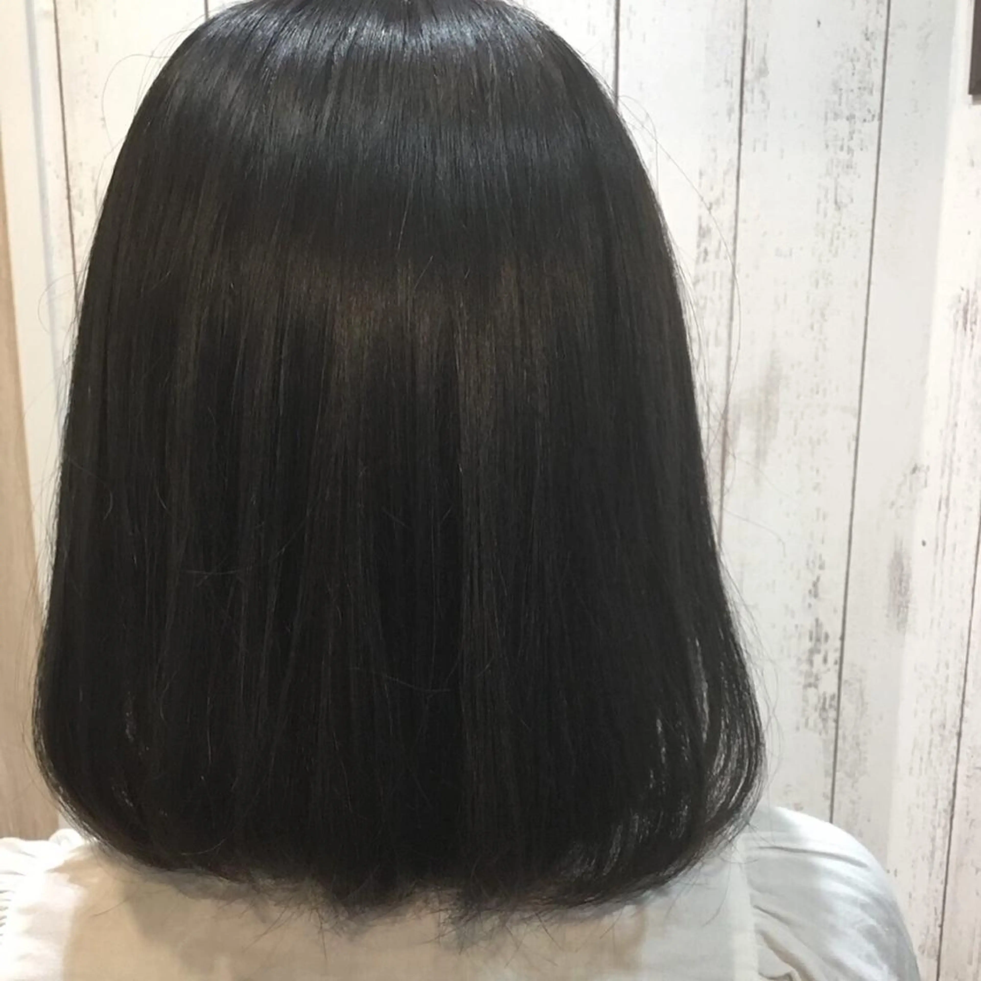 ミディアム カラー パーマ embrace エンブレイスのヘアスタイル