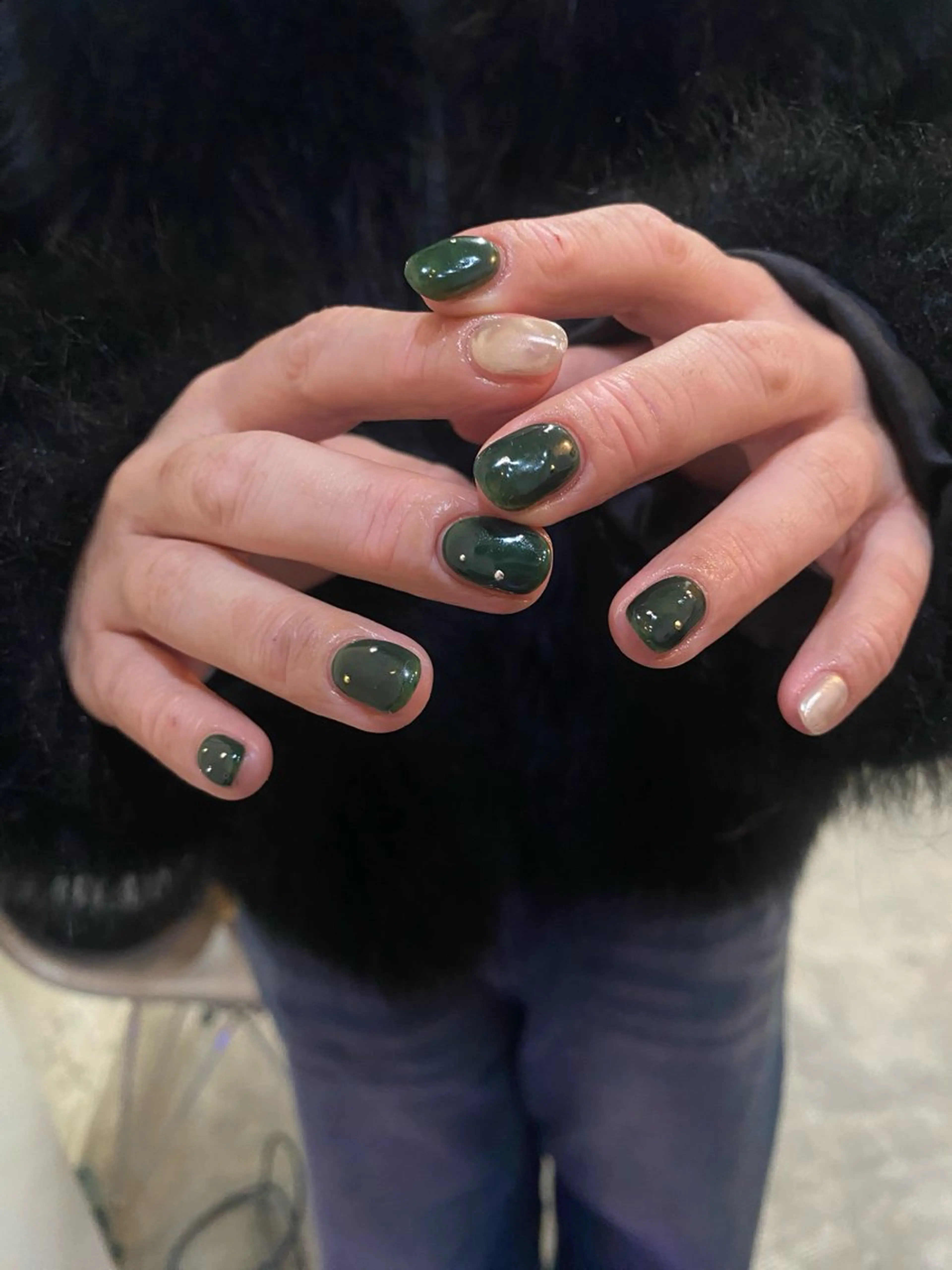 ネイル グリーン ハンドネイル nable.所属・栗林 実莉のネイルデザイン