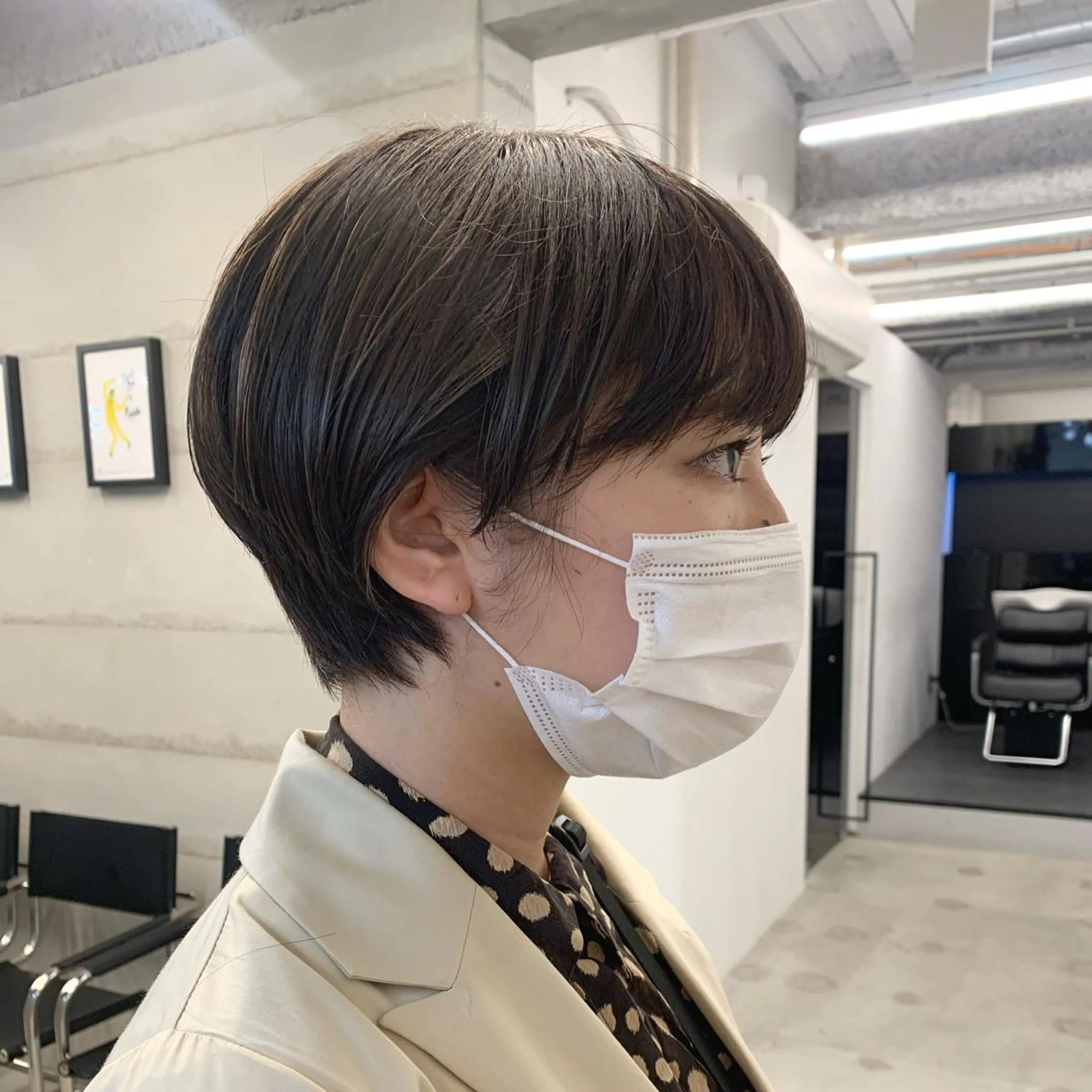 ショート カラー 透明感/オリーブ/ グレージュ/YUKAのヘアスタイル