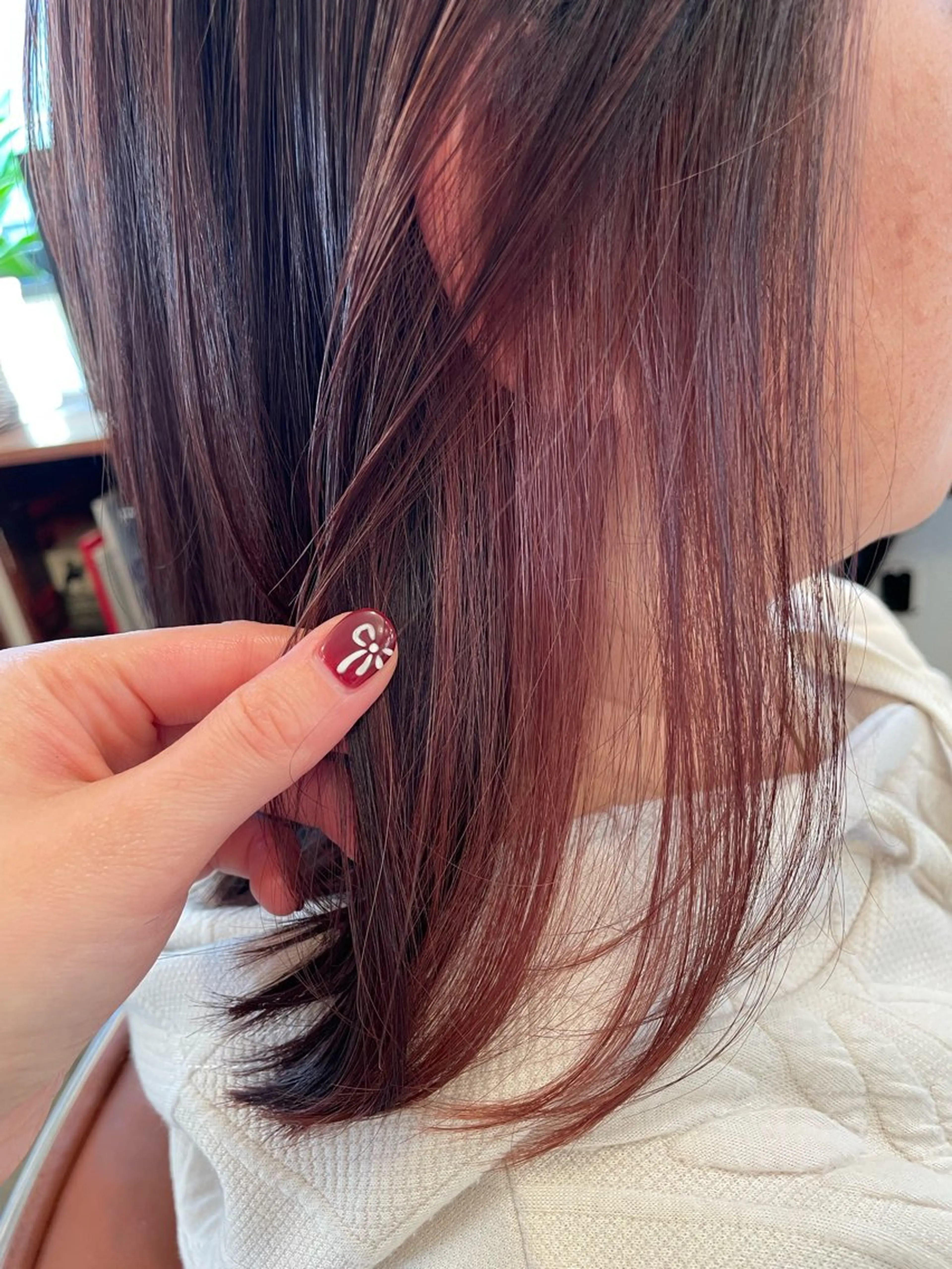 ミディアム カラー イヤリングカラー ヘアカラー s.hairsalon所属・S.表参道/ 菜々海のヘアスタイル