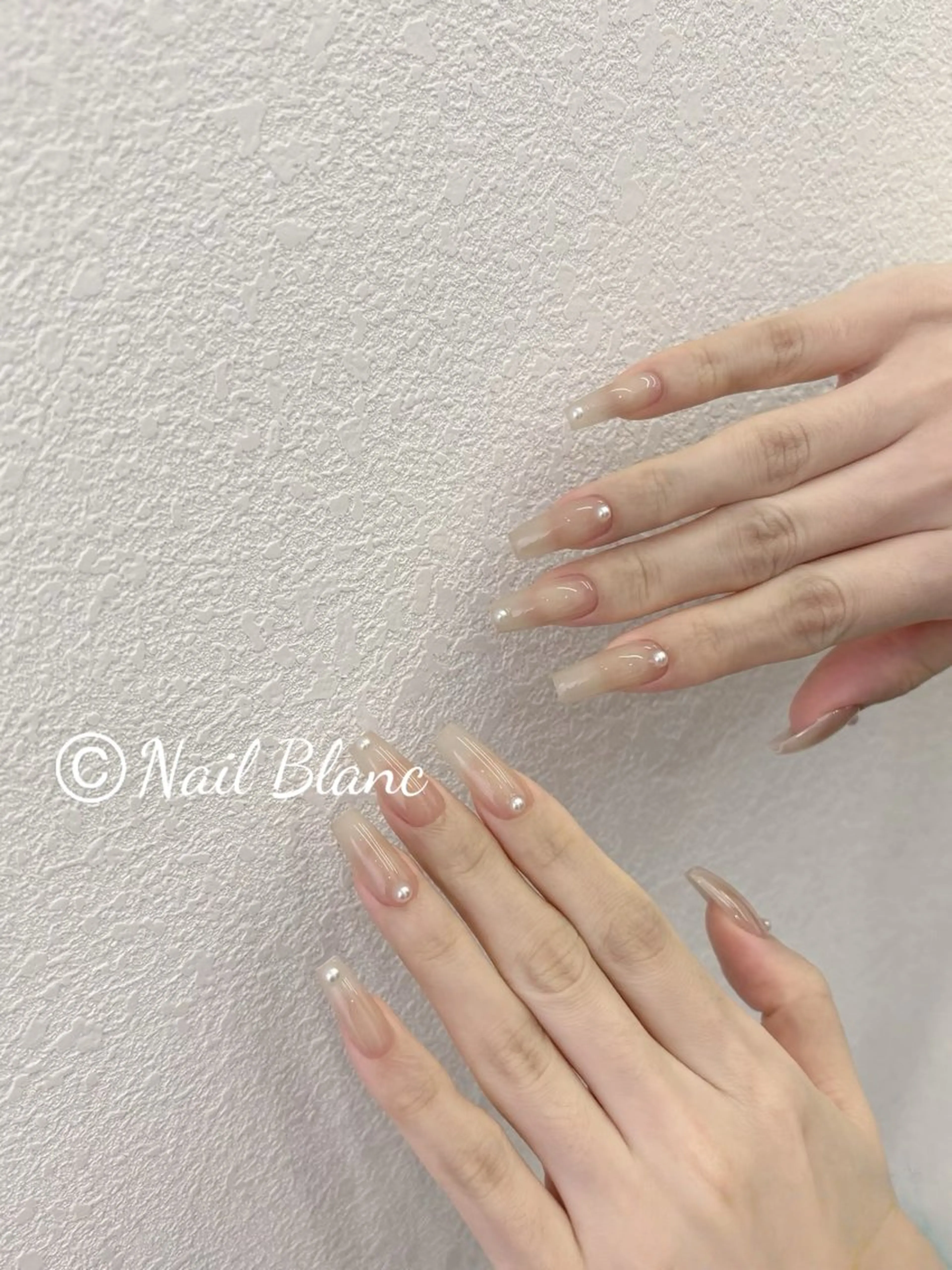 ☘️チップ長さ出しワンカラー/ラメグラデーション🌟パーツ2個付き/スートンも◎💐初回ソフトジェルオフ無料🆓の写真