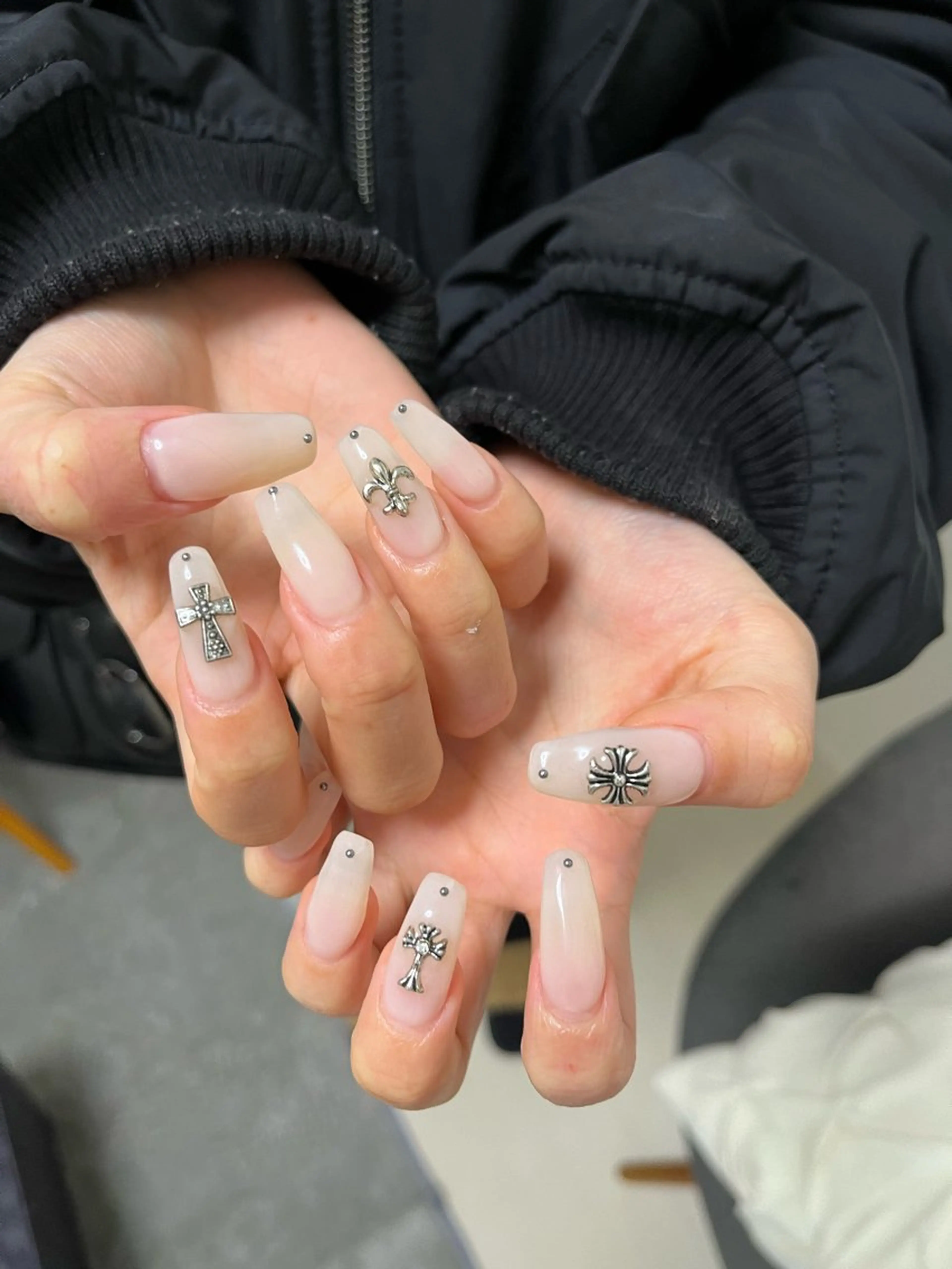 ネイル ハンドネイル nail.salon .Reversalのネイルデザイン