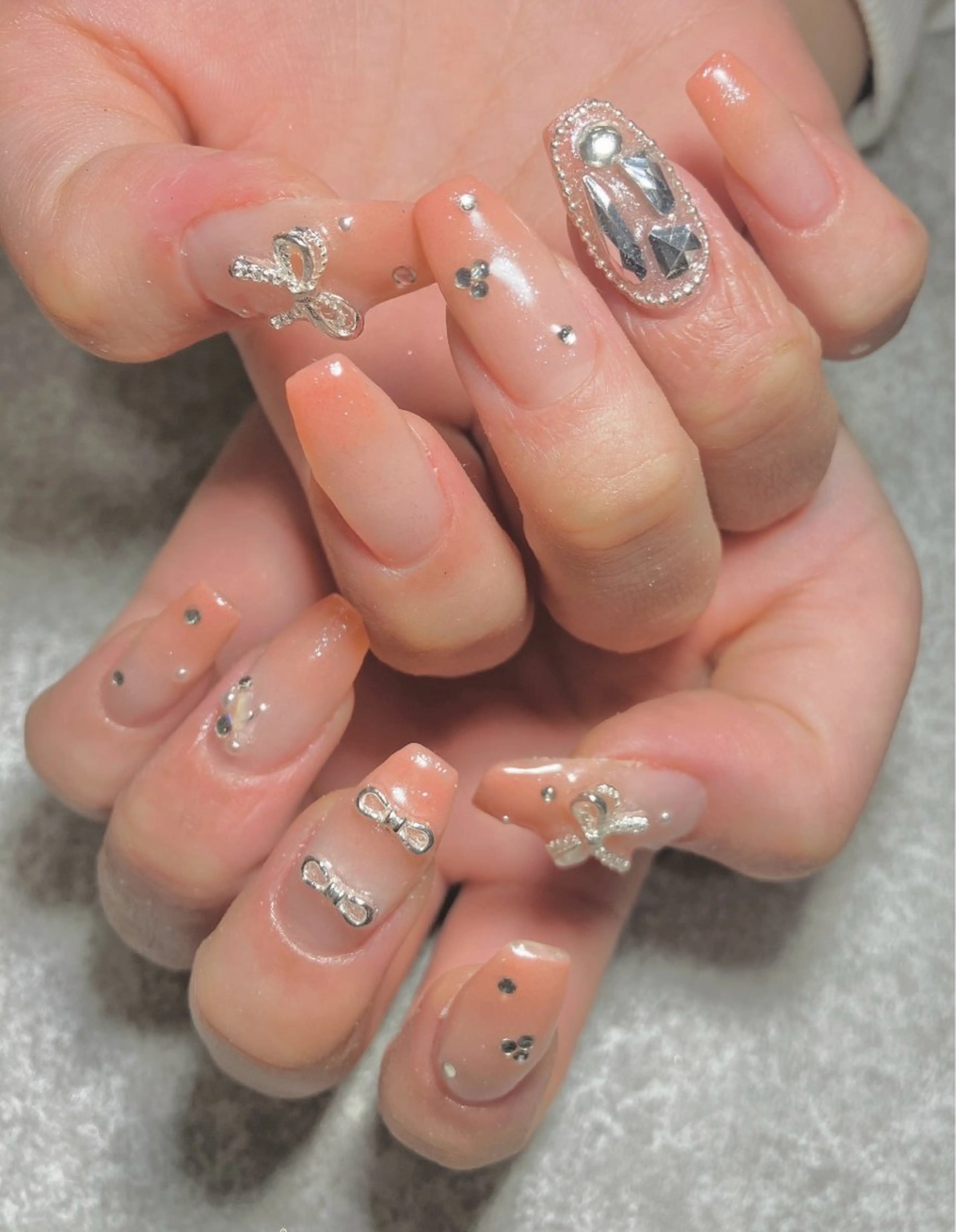 ネイル Liennail 持込デザインやり放題のネイルデザイン