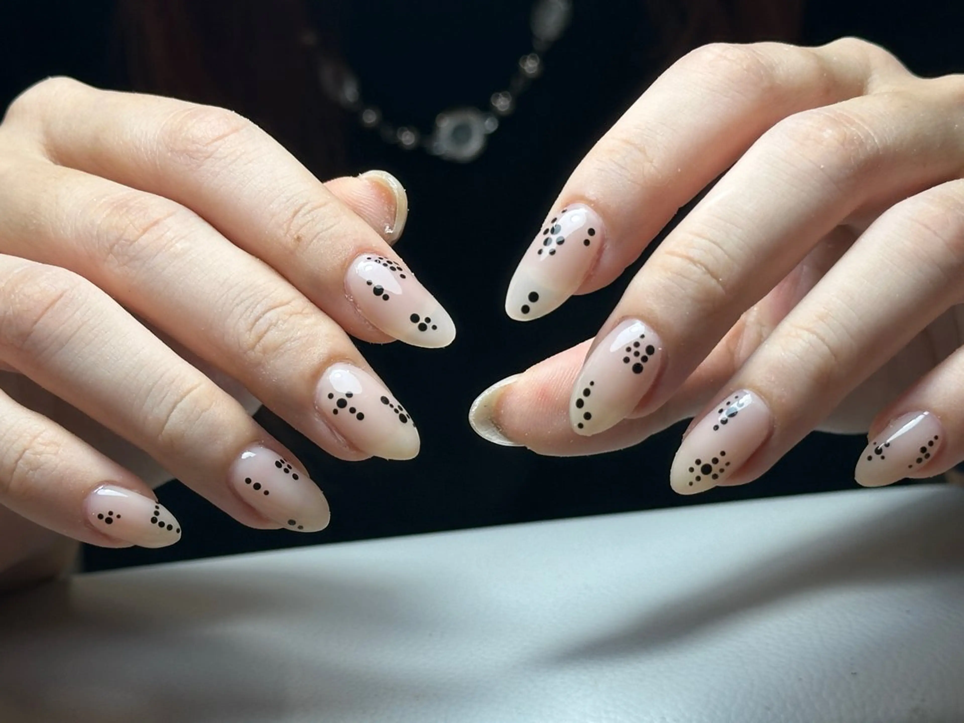 ネイル アートネイル 韓国ネイル 持ち込み ニュアンスネイル ワンカラーネイル イブ ネイリのネイルデザイン