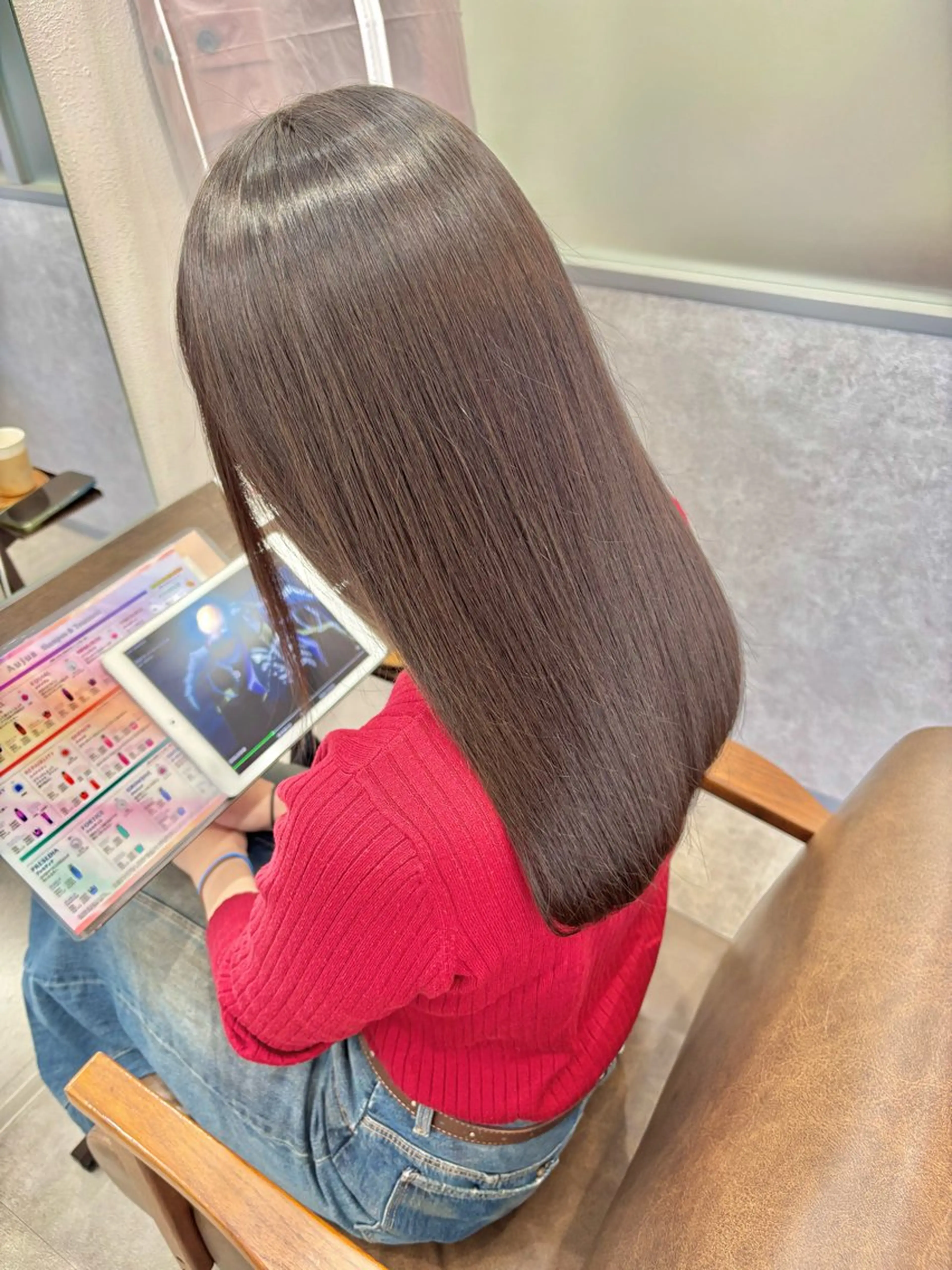 セミロング カット 縮毛矯正 トリートメント 久保田康雅　辻堂 髪質改善×縮毛矯正のヘアスタイル