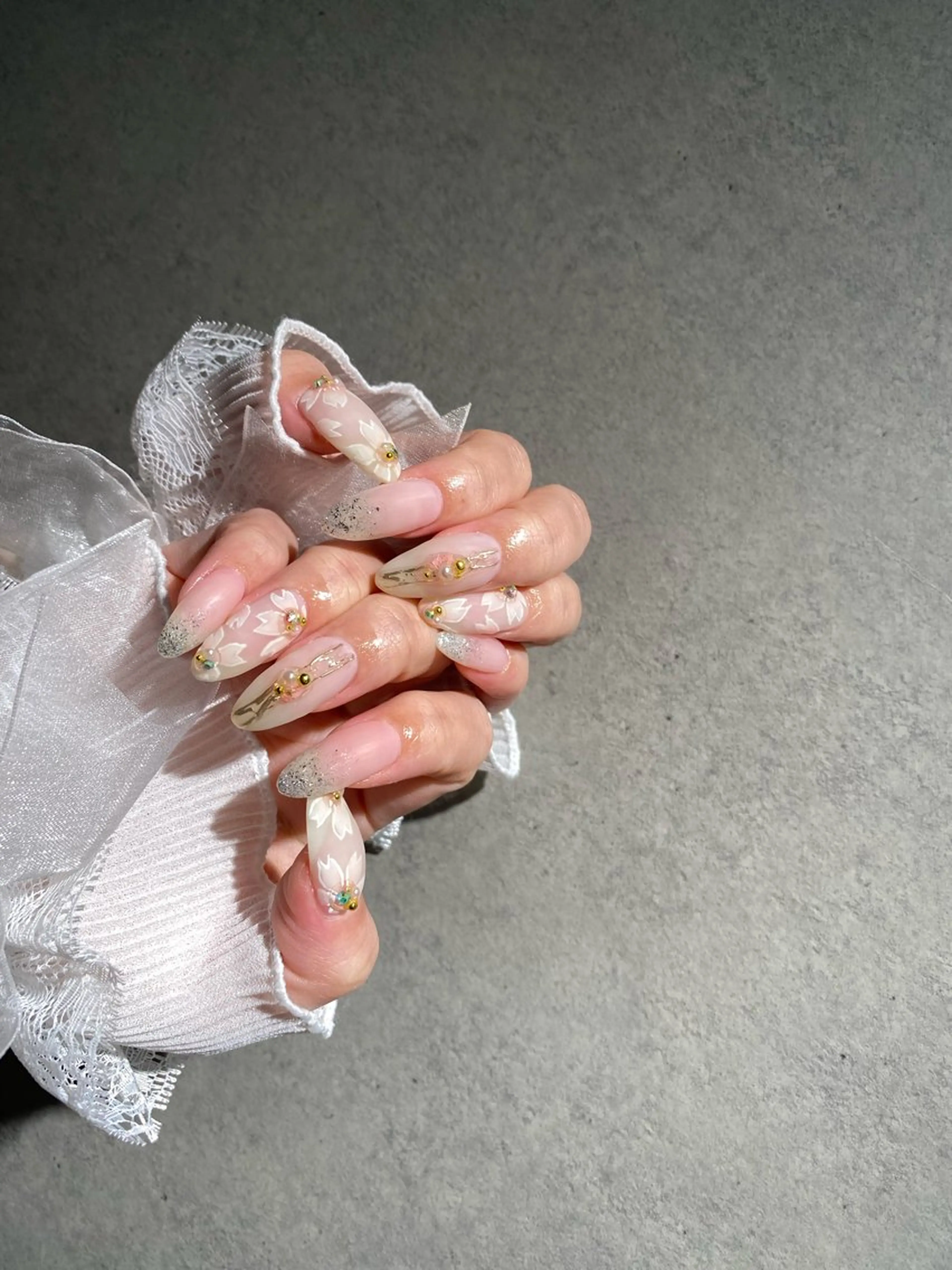 ネイル I-nailロング /ワンホン/キラキラのネイルデザイン