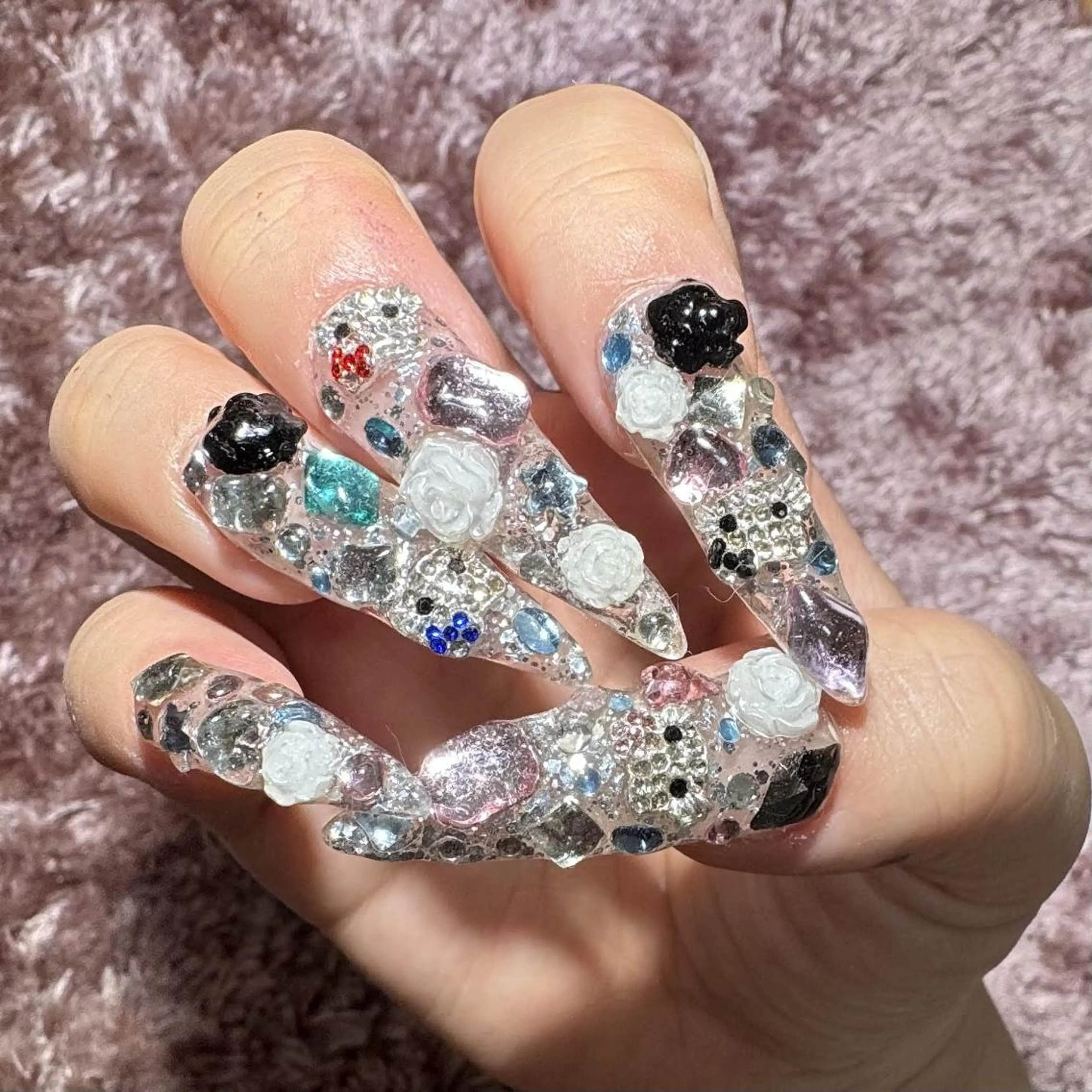 セミロング ハンドネイル 小川 柚香のネイルデザイン