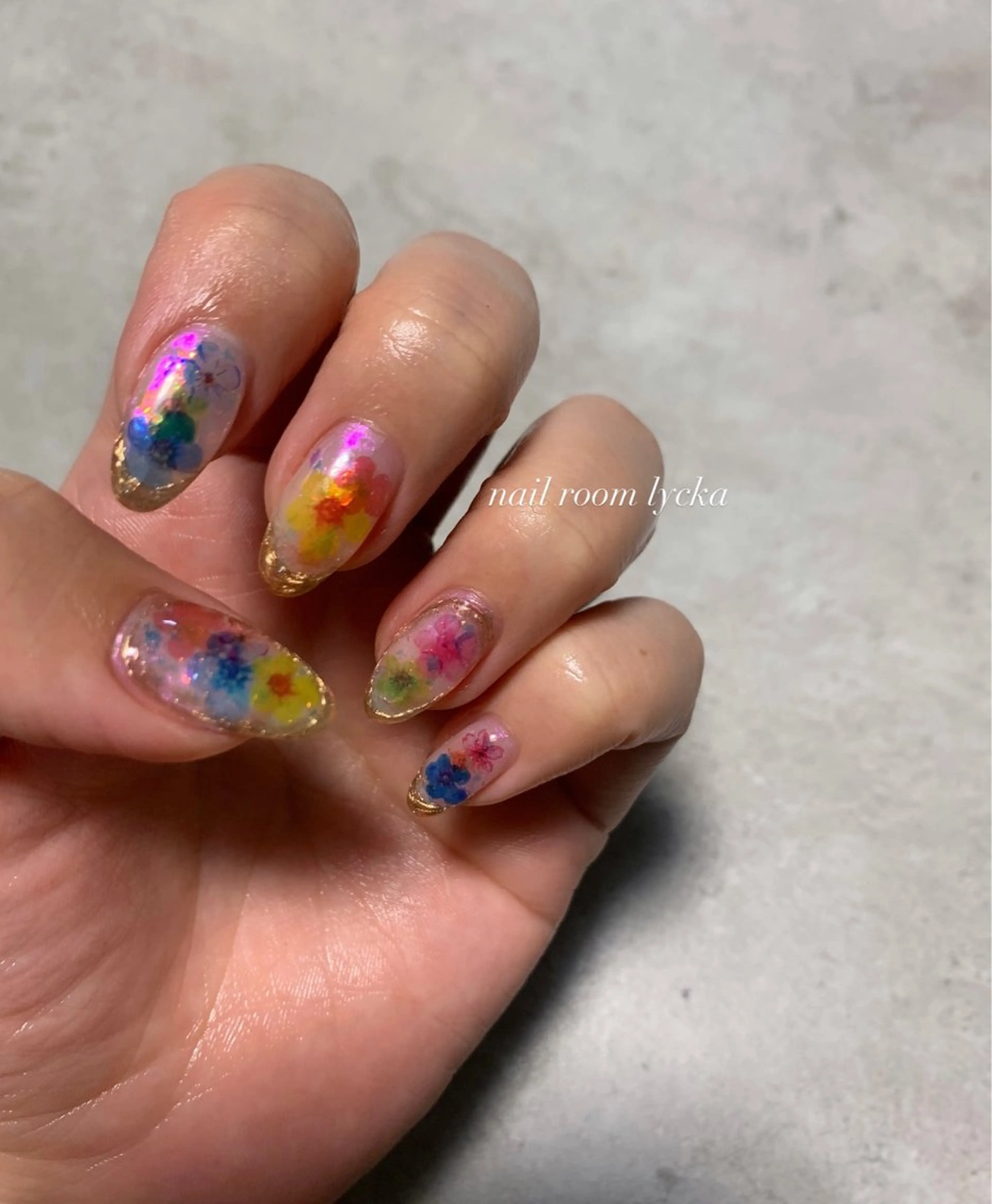 ネイル ﾈｲﾙﾙｰﾑﾘｯｶ 𝐦𝐚𝐲𝐮のネイルデザイン