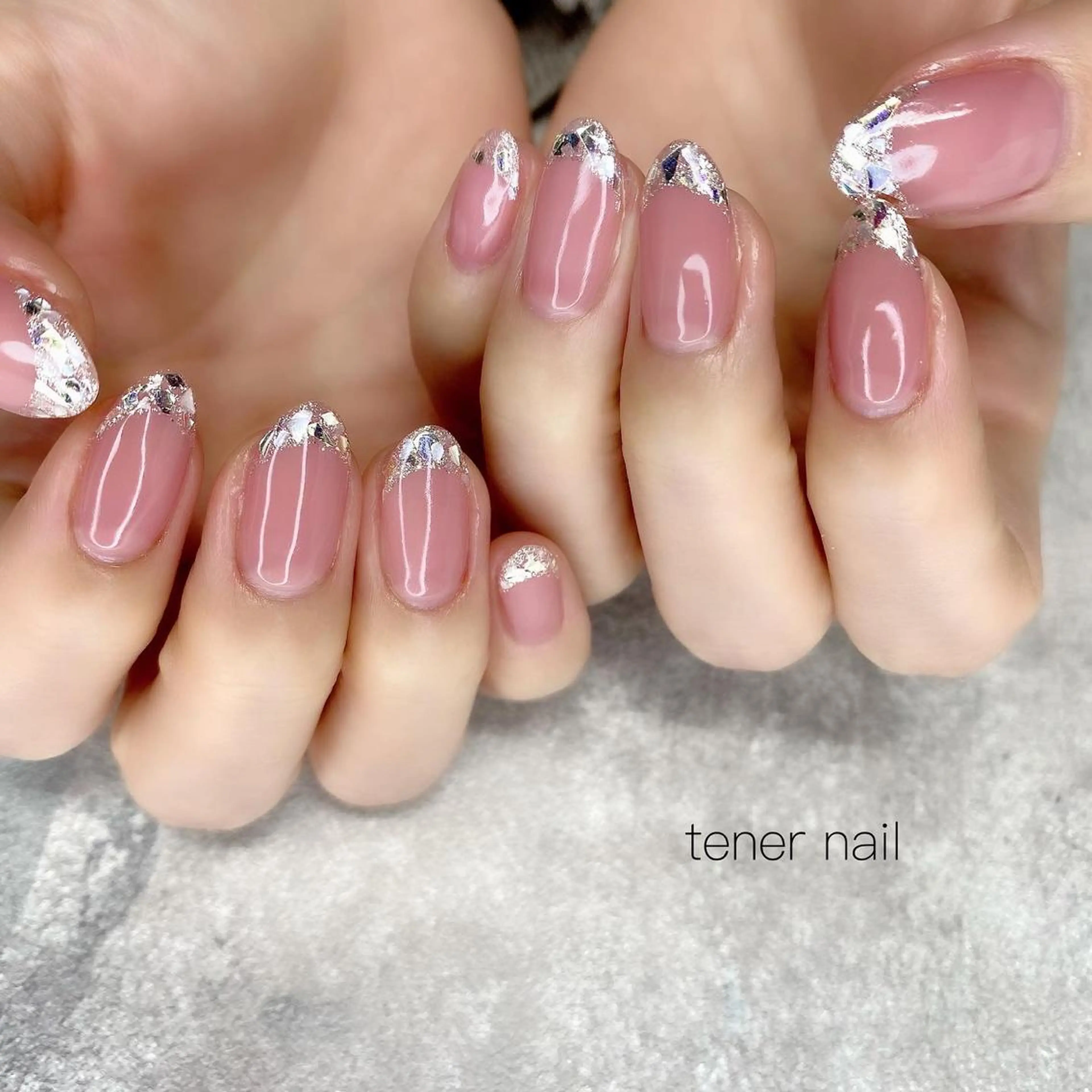 ネイル フレンチネイル ガラスフレンチ キラキラネイル tener  nail  テネルネイル所属・テネルネイル tener nailのネイルデザイン