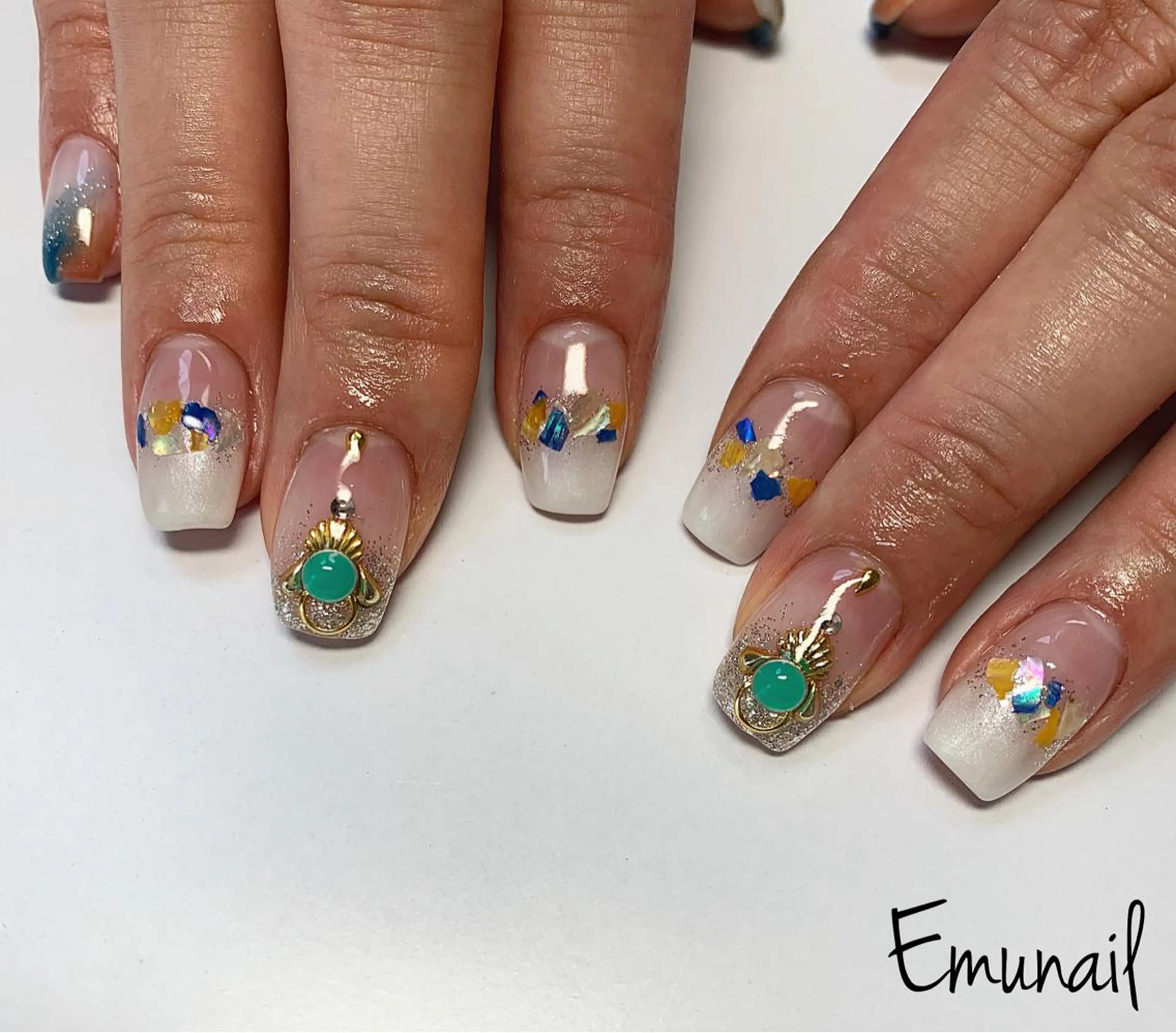 ネイル ハンドネイル Emu Nailのネイルデザイン