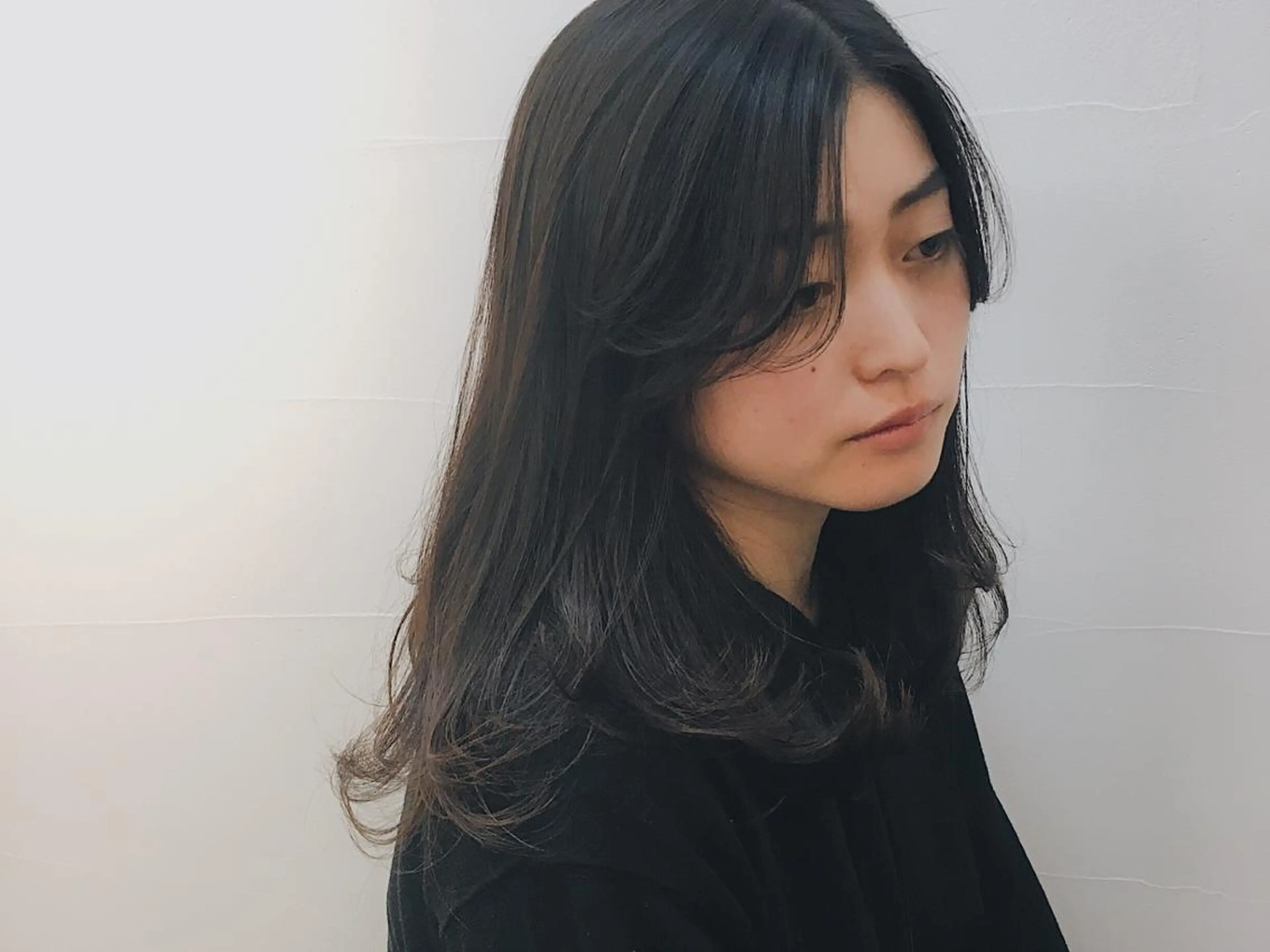 セミロング 高森 真凜のヘアスタイル