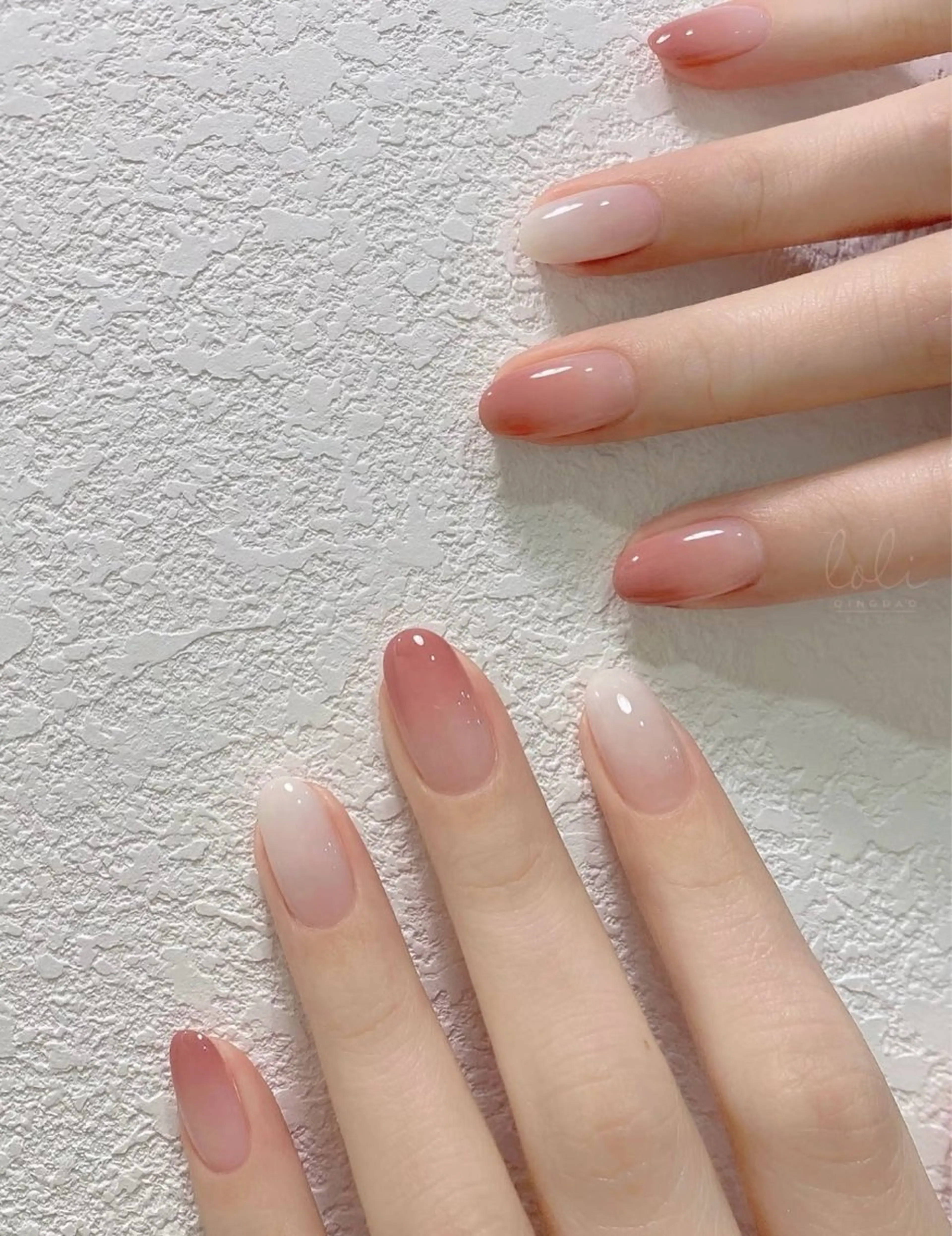 ネイル ジェルネイル グラデーション ハンドネイル ⚜️Nail&Eye YUKI⚜️のマツエク・マツパデザイン