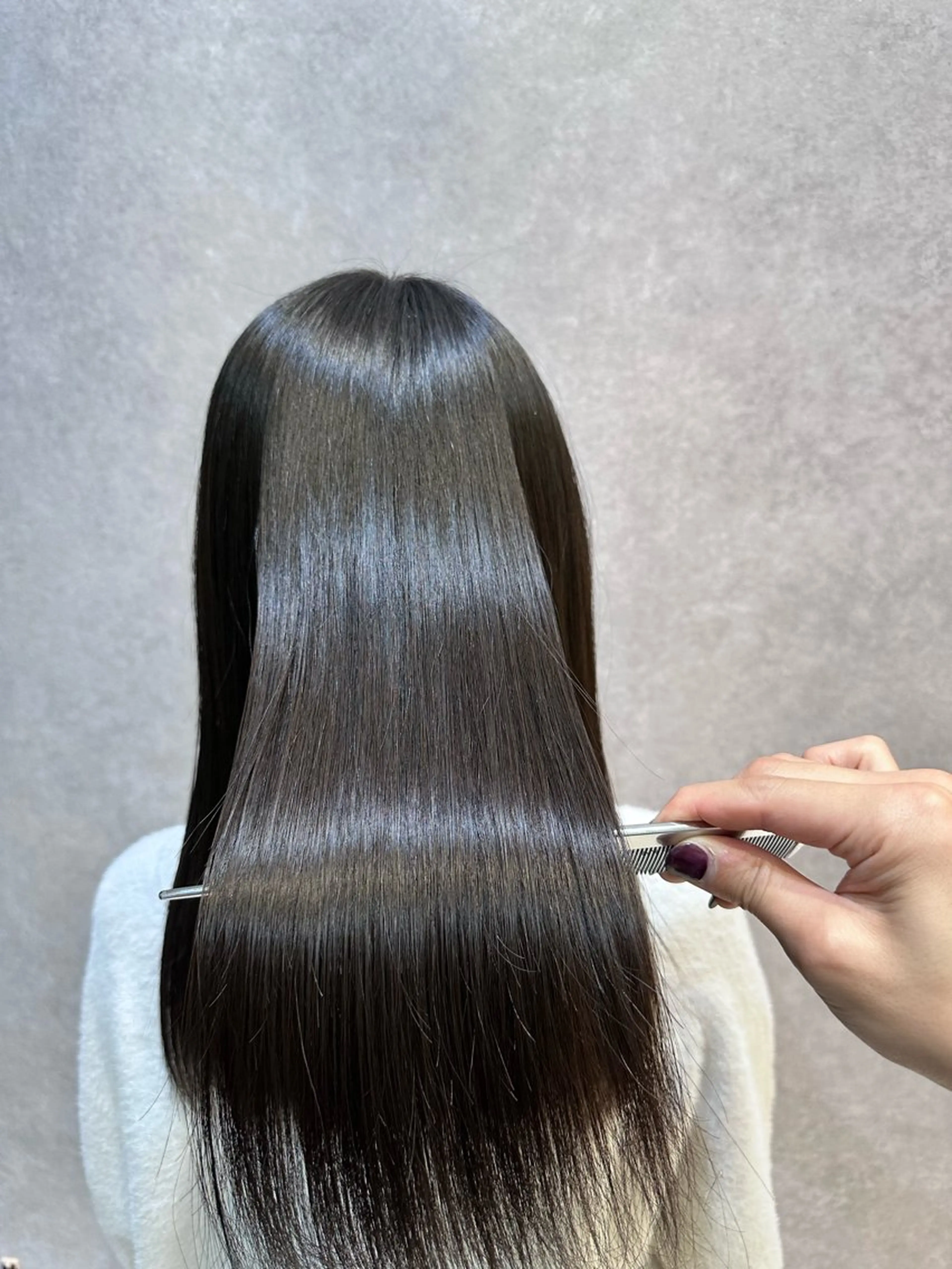 ロング 🔸縮毛矯正/髪質 改善カラー石崎🔸のヘアスタイル