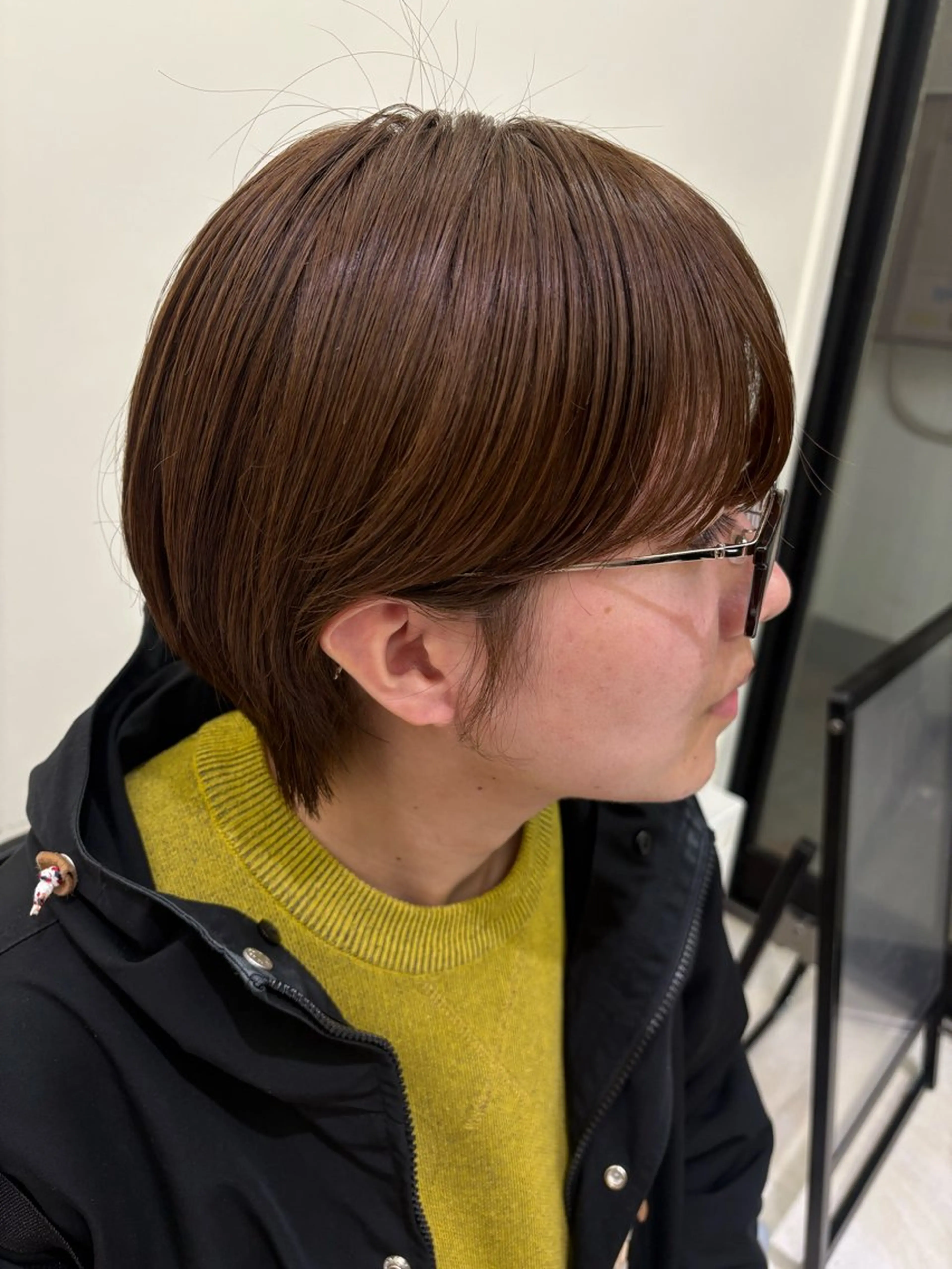 ショート カラー 透明感カラー ショートヘア ヘアカラー ROMMY.所属・ナギサ/本厚木/ ボブ/ミディアム🤍のヘアスタイル