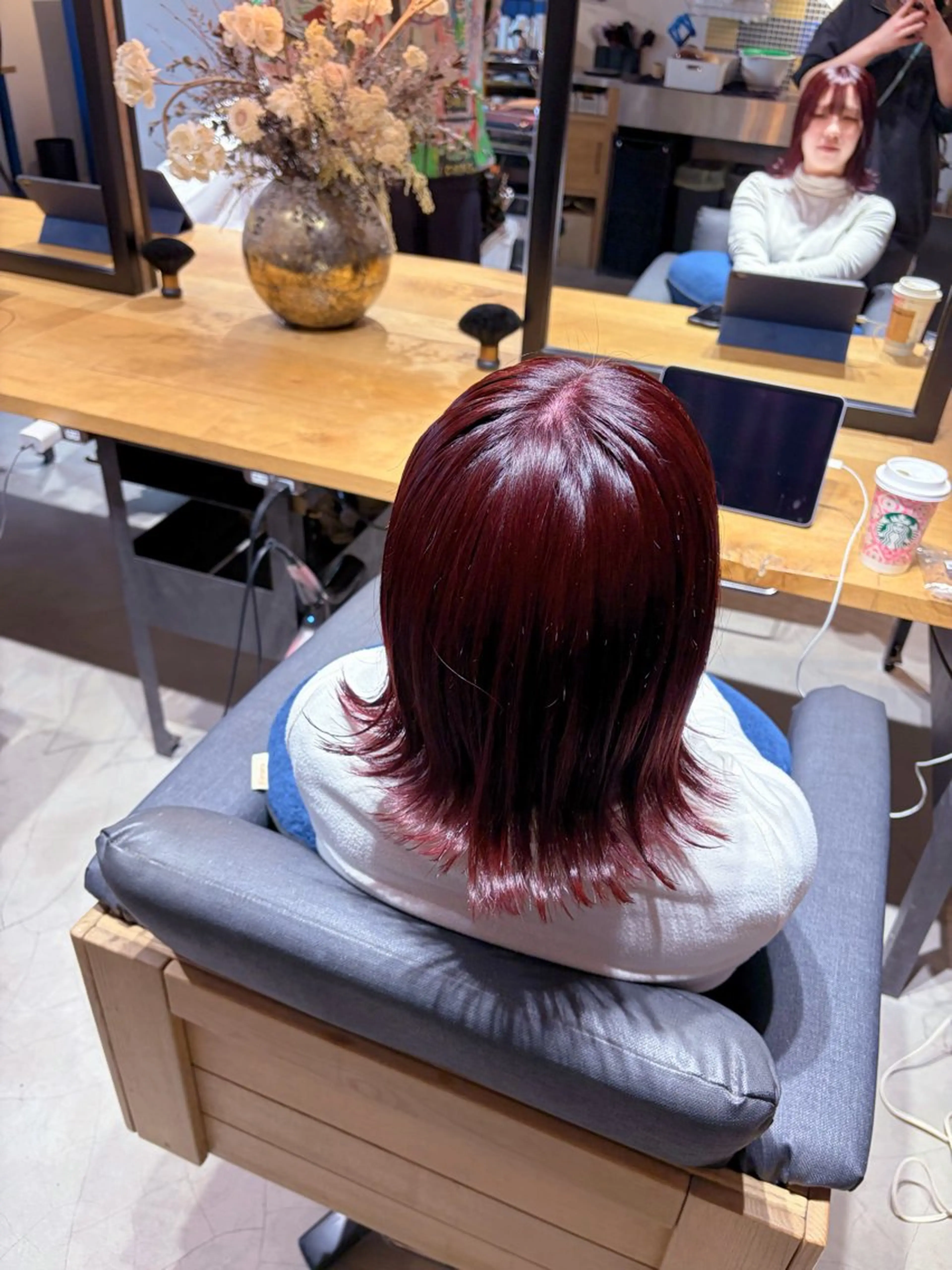 カラー レッドカラー ヘアカラー 大参 花のヘアスタイル