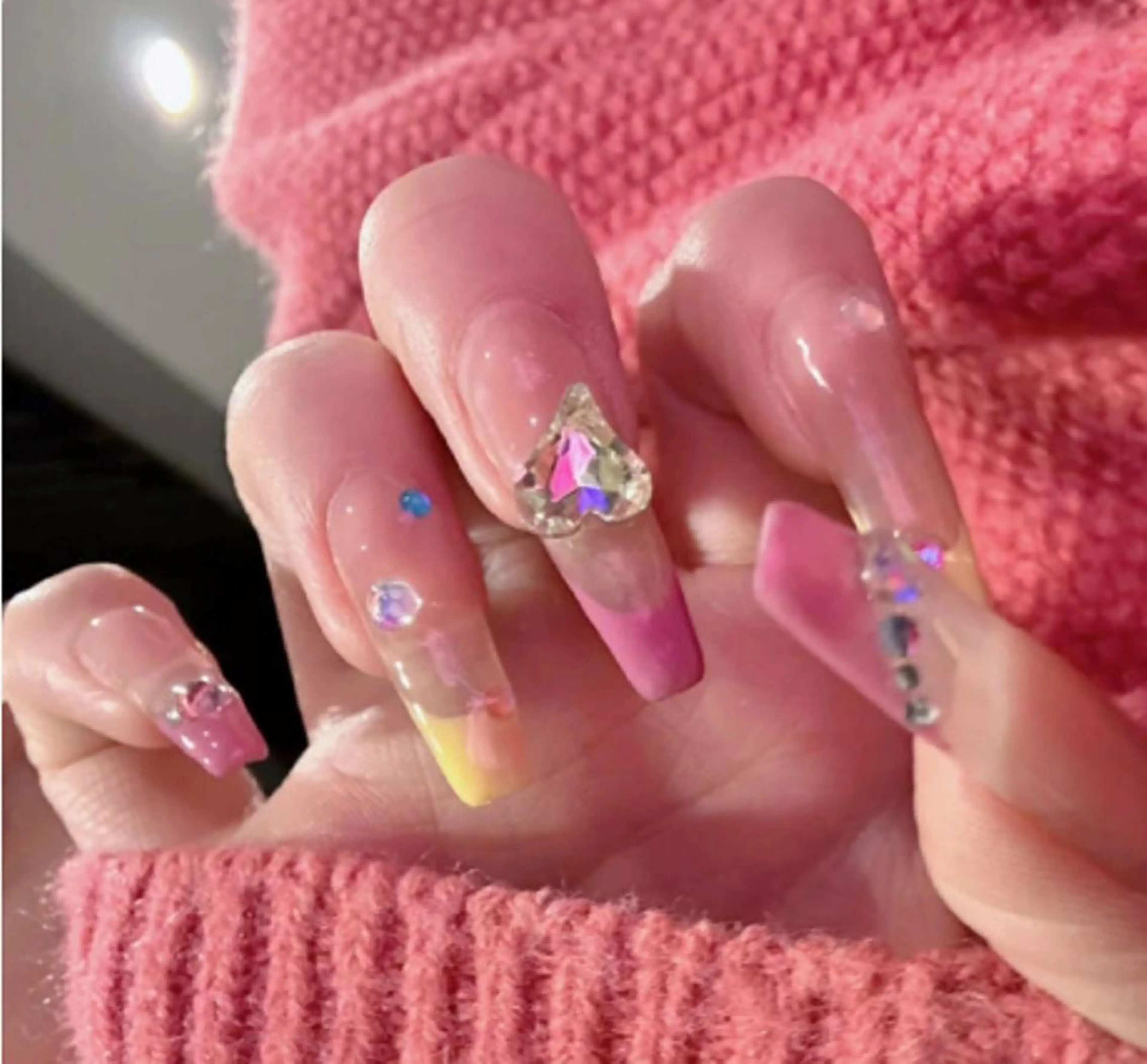 ネイル ハンドネイル 宮澤 ミナのネイルデザイン