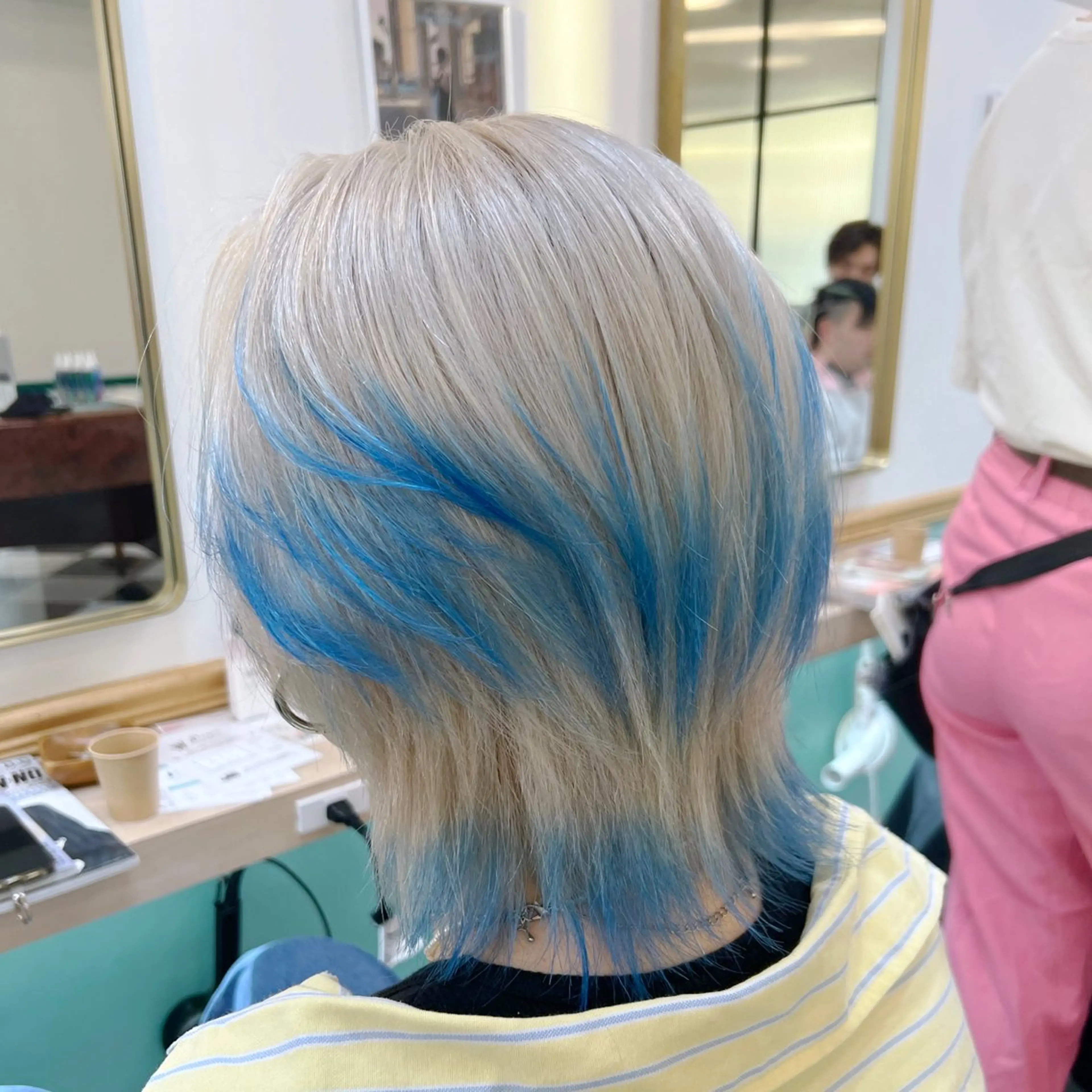 ショート カラー ブリーチ ヘアカラー トリートメント ☕️ベージュカラー 内藤光哉☕️のヘアスタイル