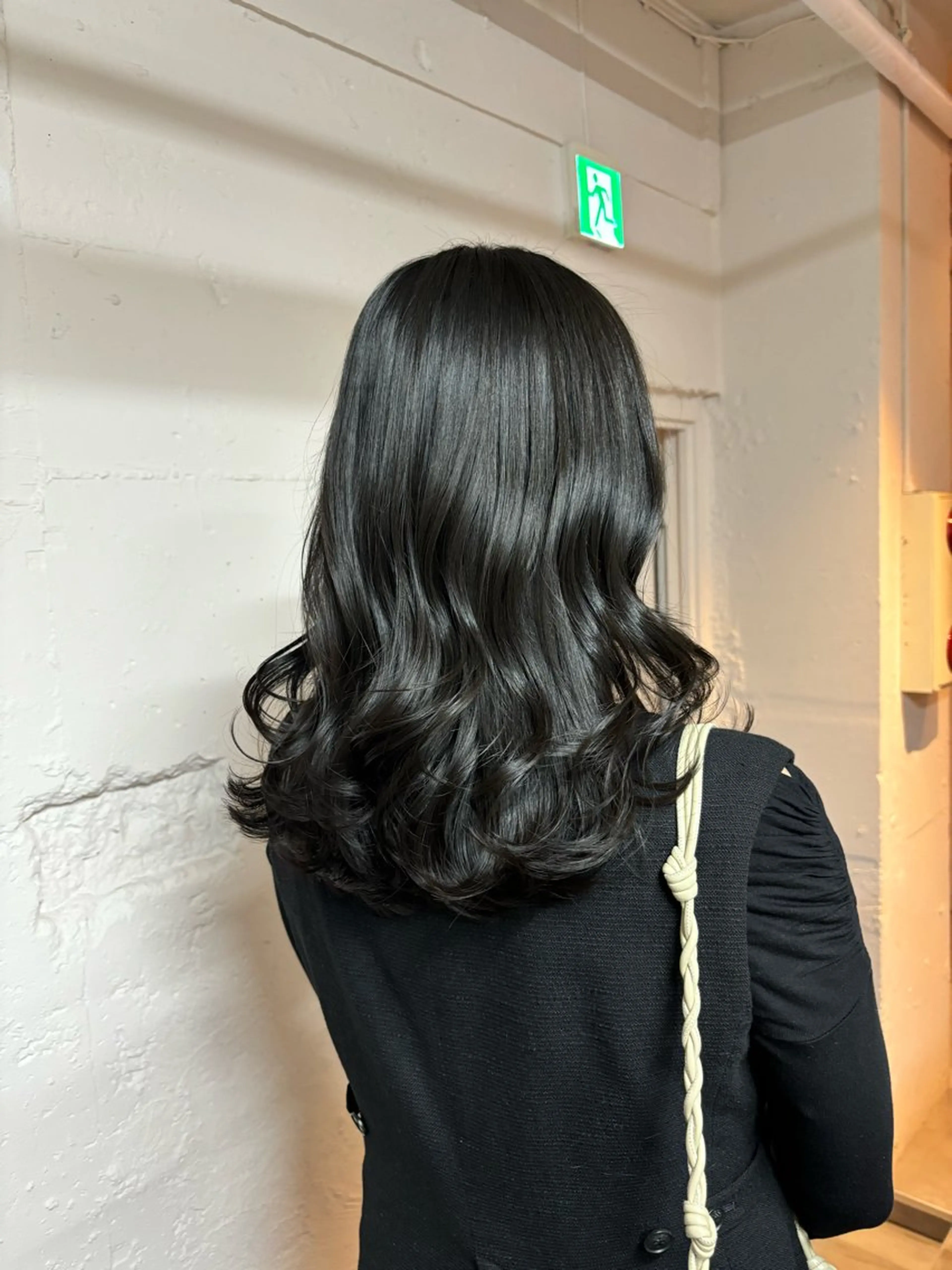 ミディアム カラー 🩵似合わせカット SEIRA🩵のヘアスタイル