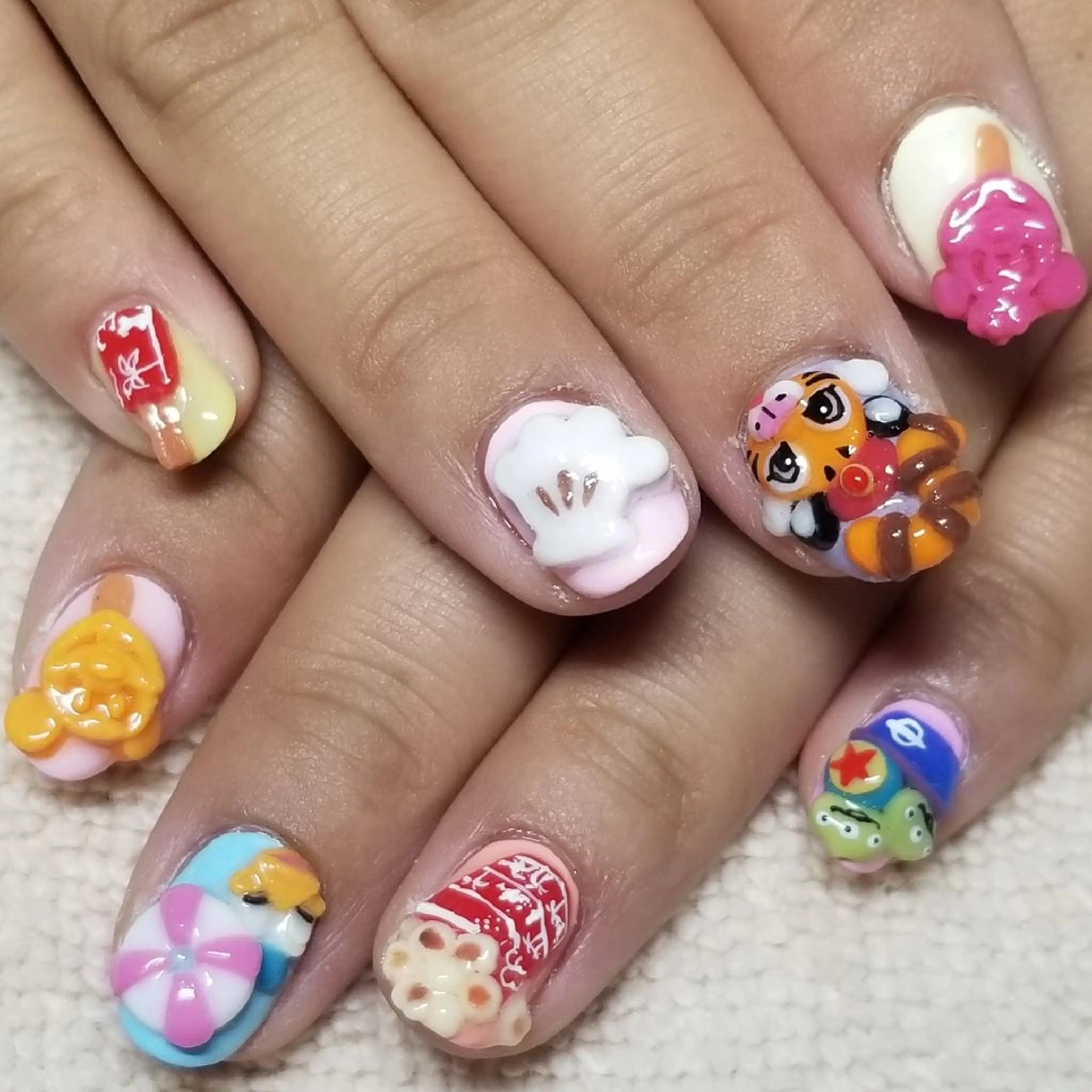 ネイル ハンドネイル よしだ ひろきのネイルデザイン