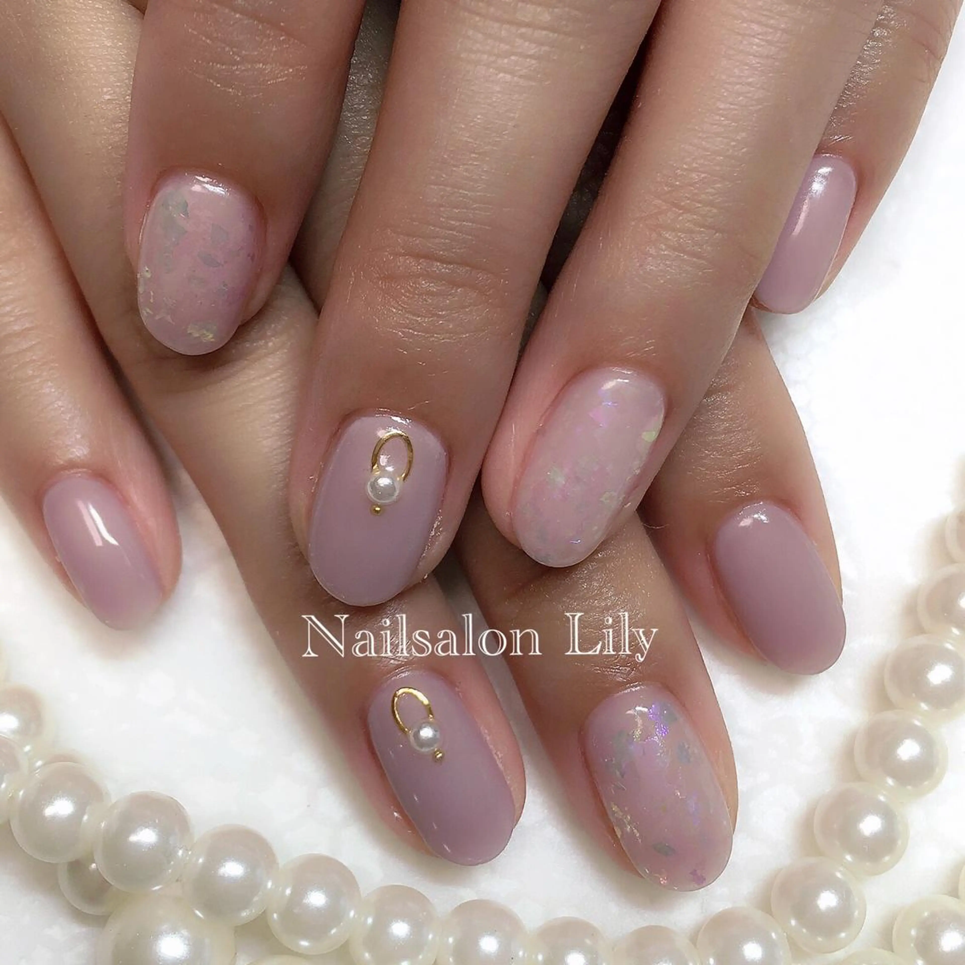 ネイル キラキラネイル Nailsalon Lilyのネイルデザイン