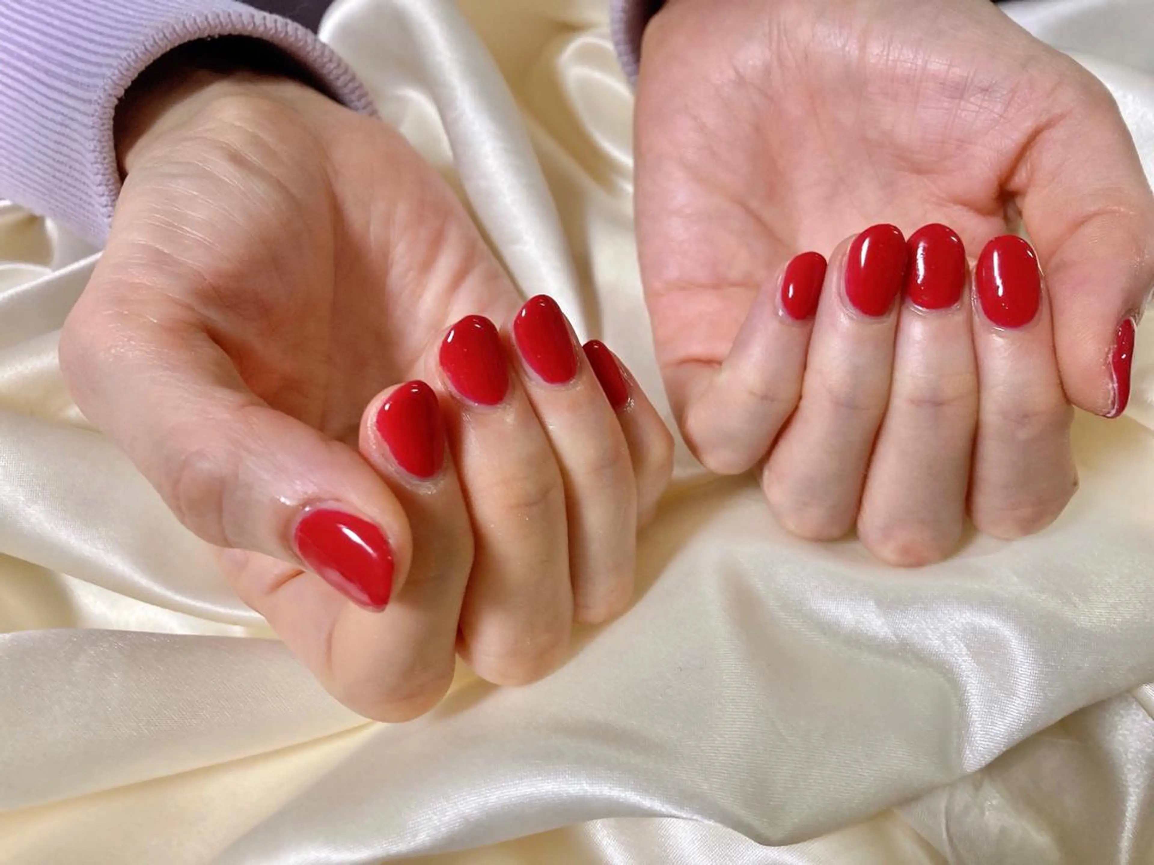 ネイル ワンカラーネイル 赤色 kikinail 溝の口のネイルデザイン